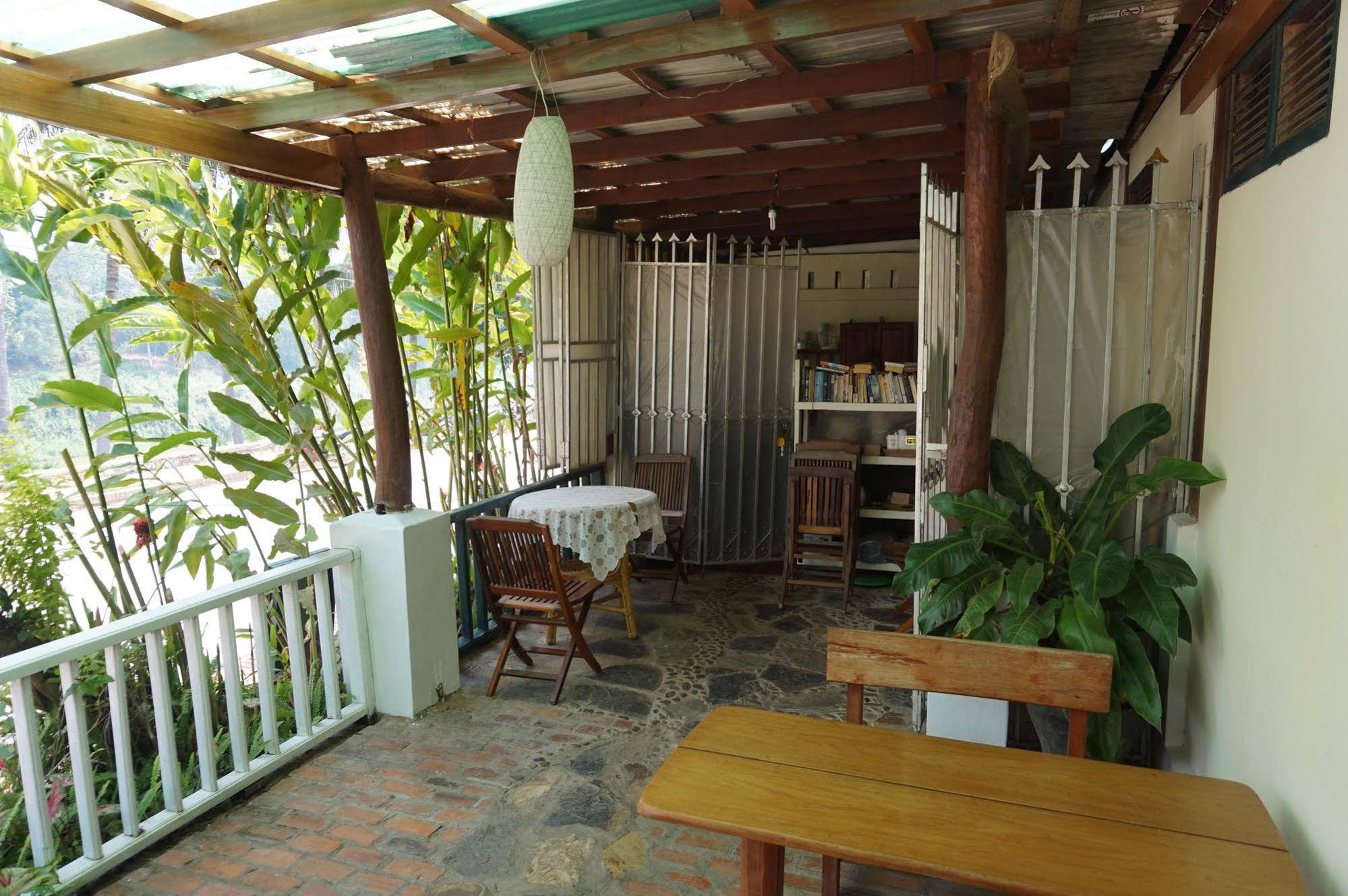Villa Ouis NamKhan Riverside