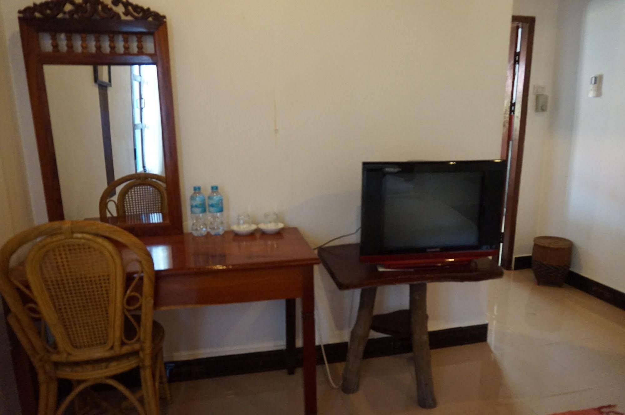 Villa Ouis NamKhan Riverside