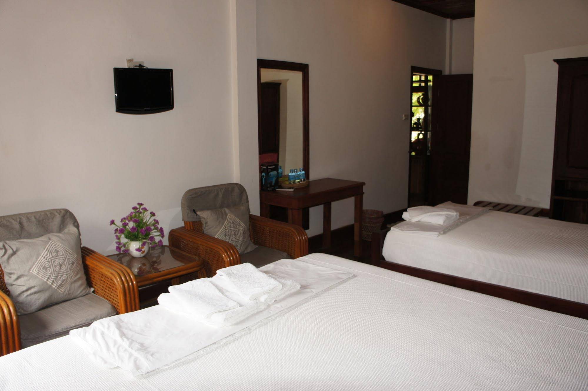 Pangkham Lodge