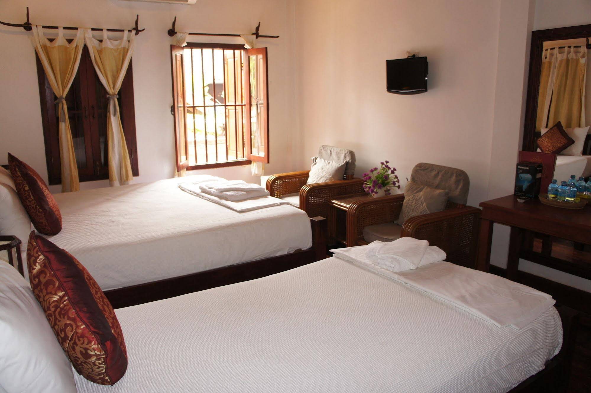 Pangkham Lodge