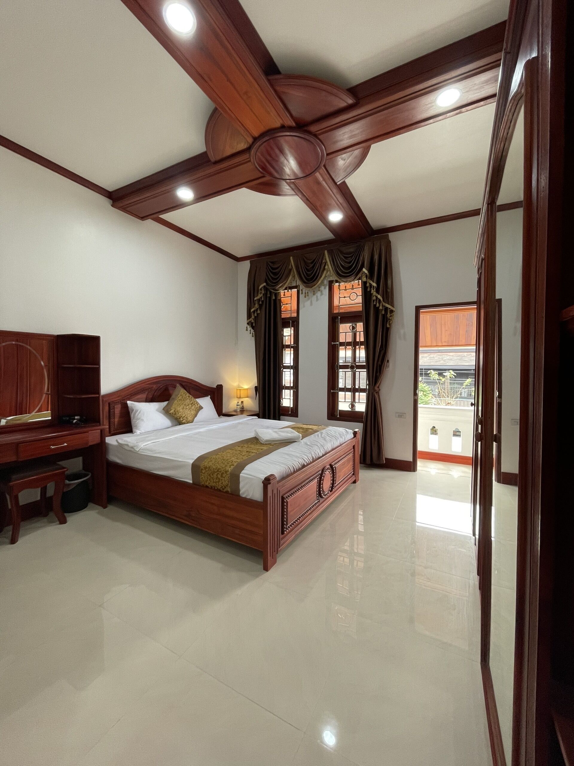 PhaiLin Hotel