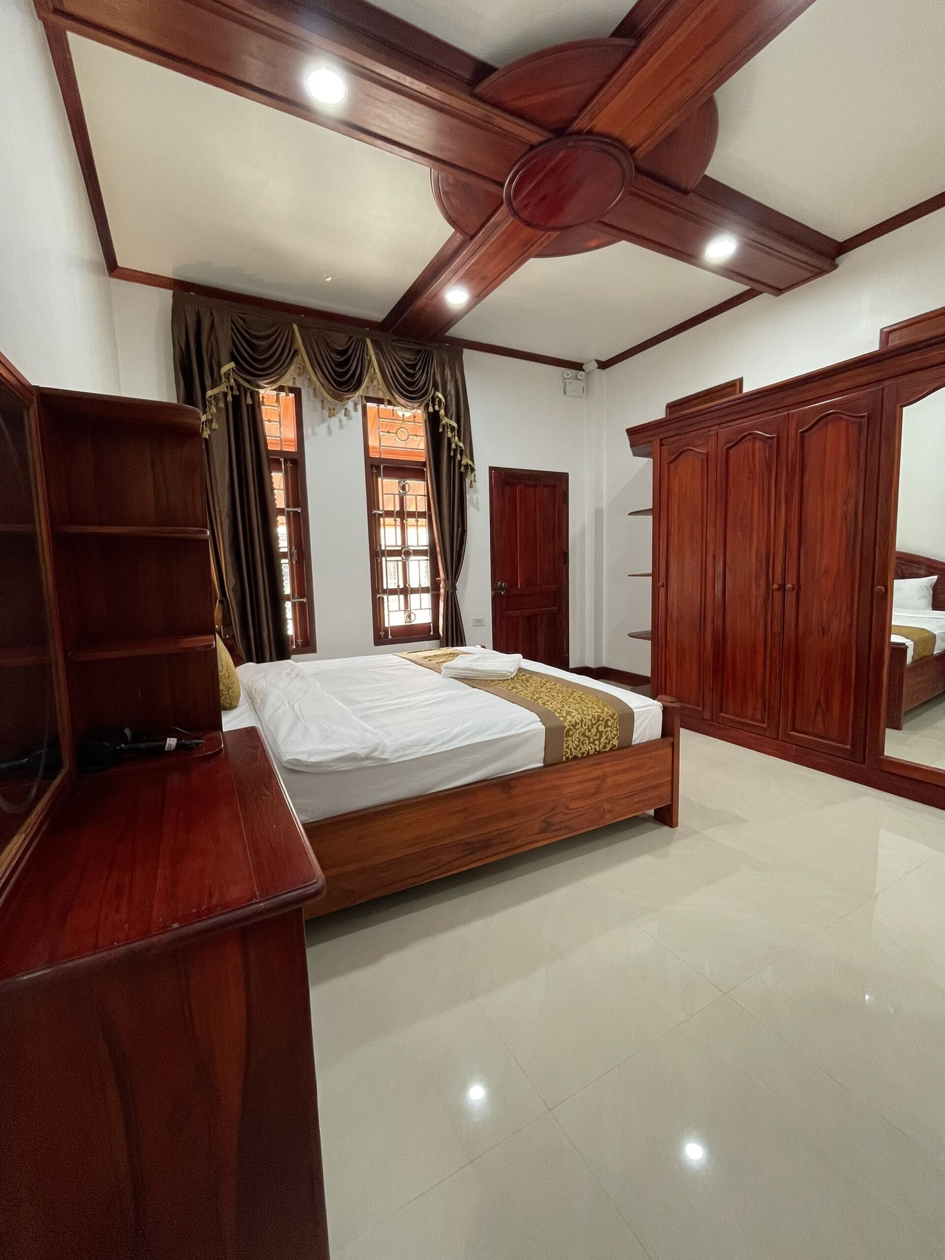 PhaiLin Hotel