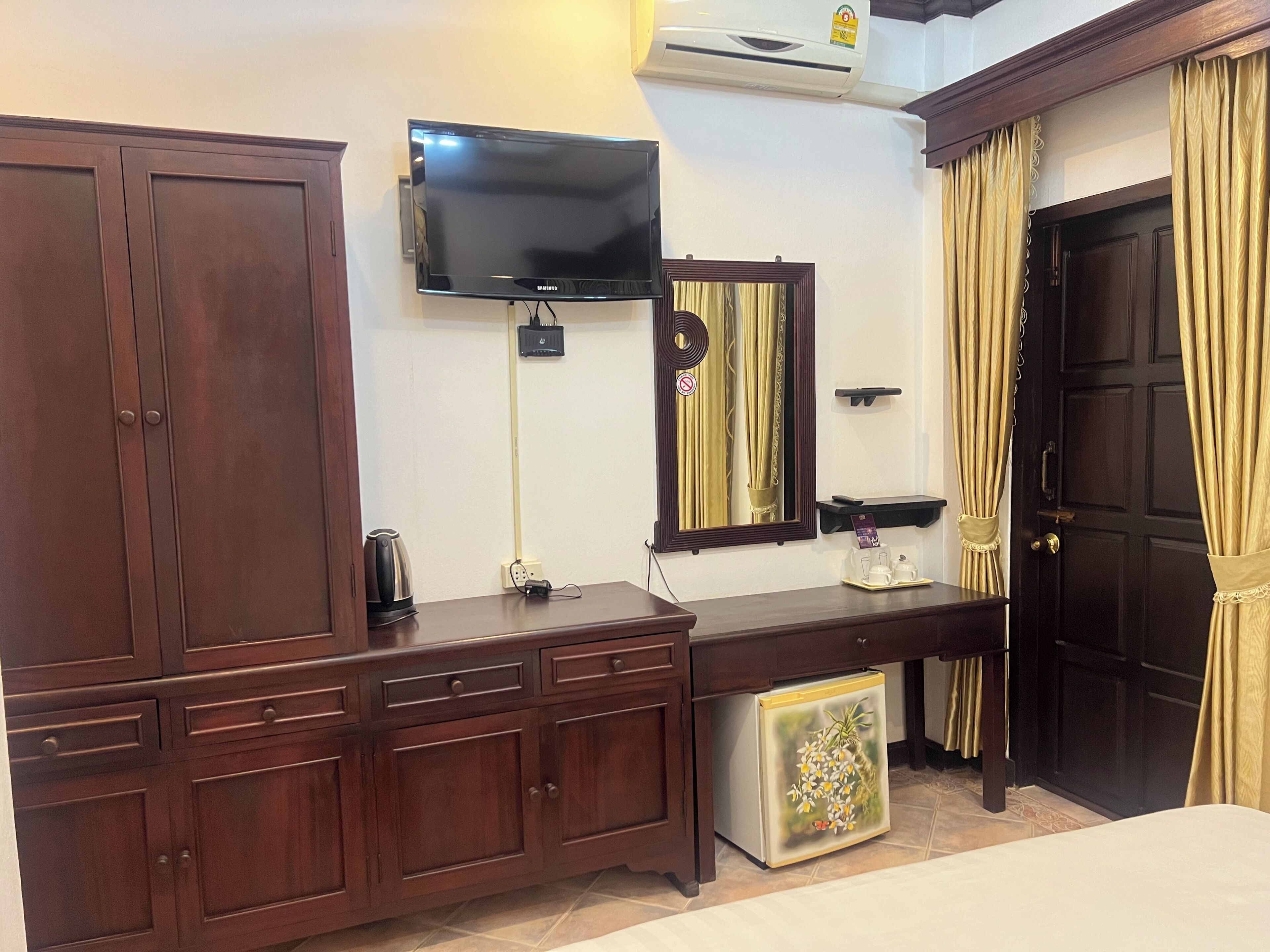 Restaurant Luang Prabang Bakery & Guest House