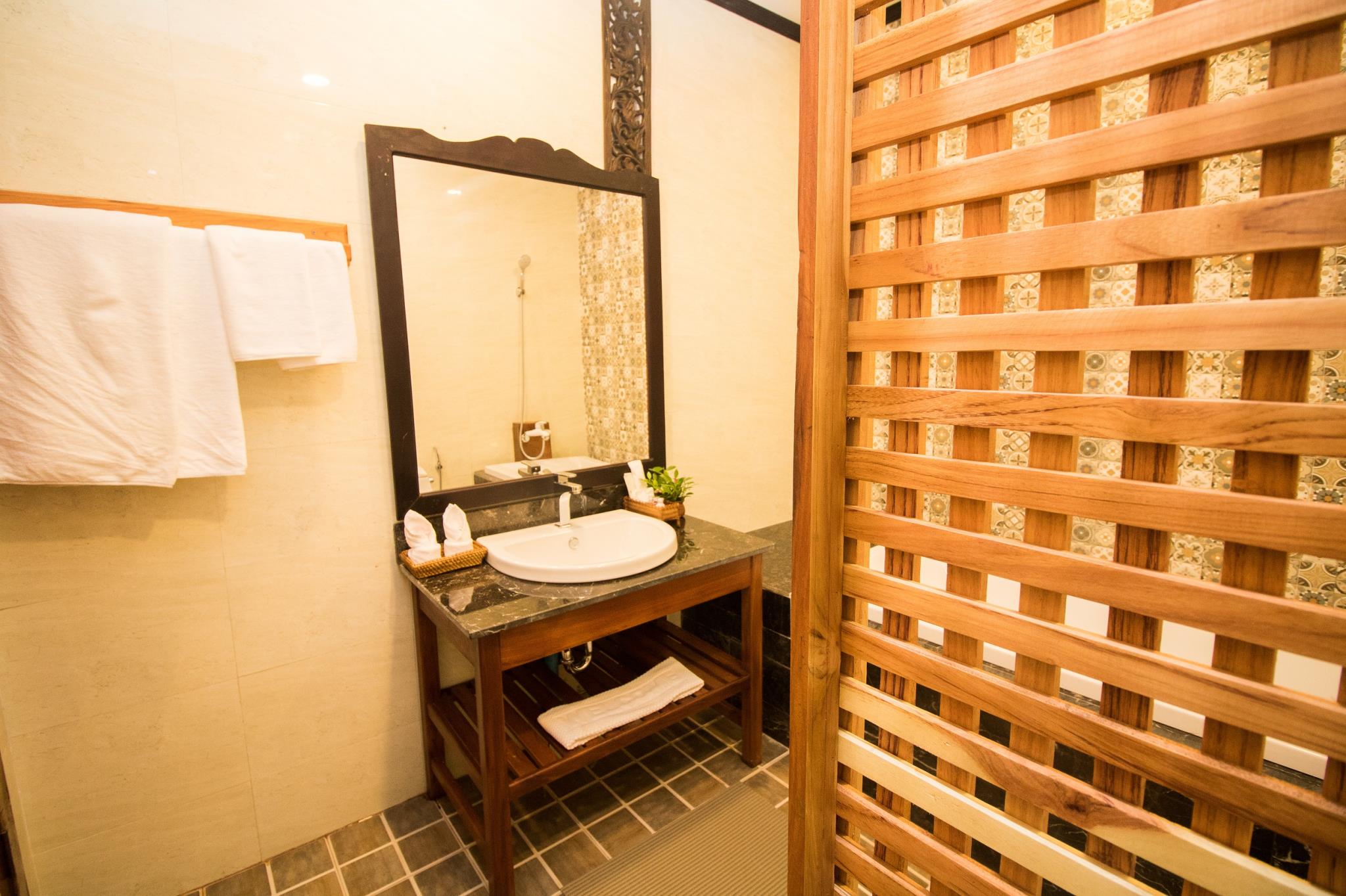 Royal Peacock Boutique Hotel