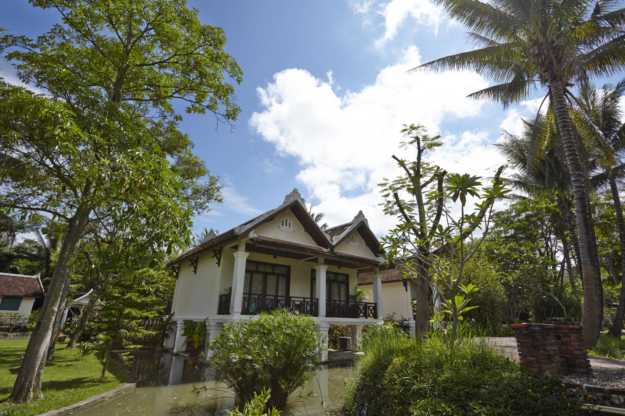 Santi Resort & Spa