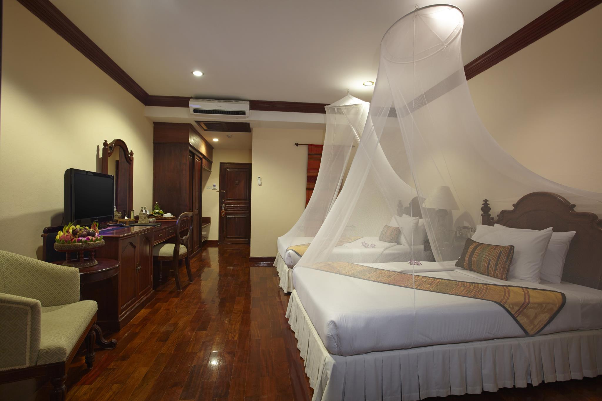 Santi Resort & Spa