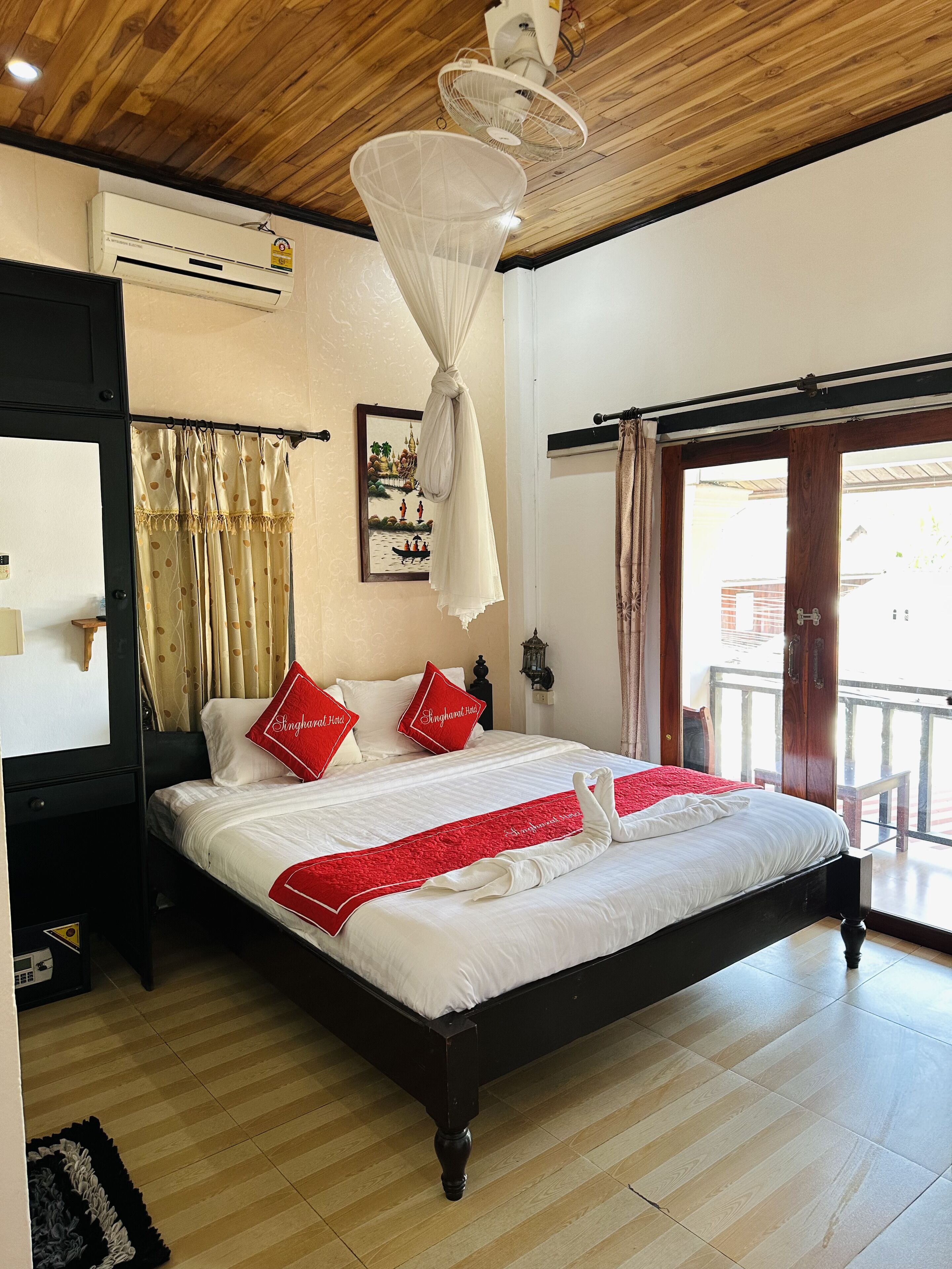Singharat Boutique House