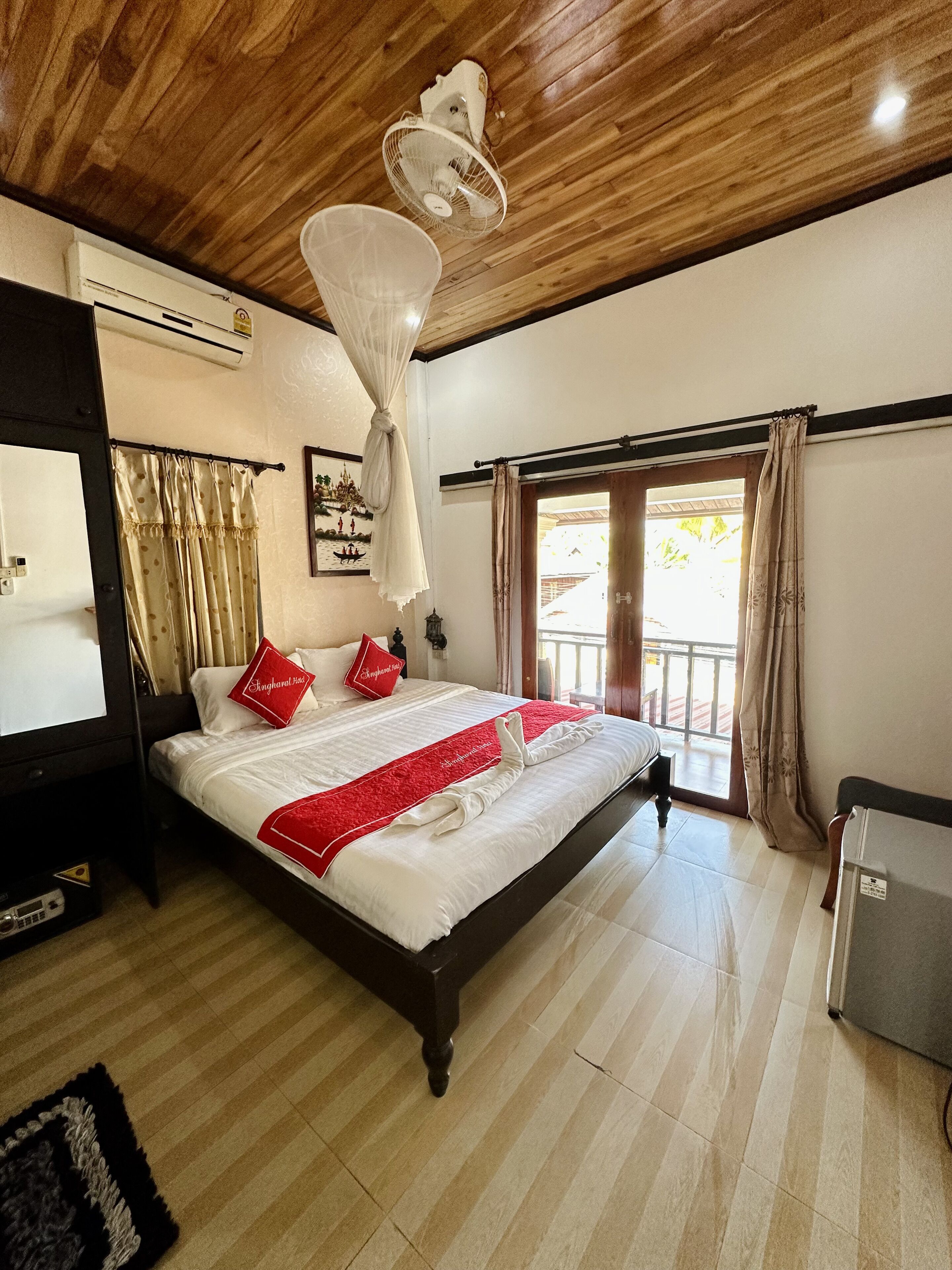 Singharat Boutique House