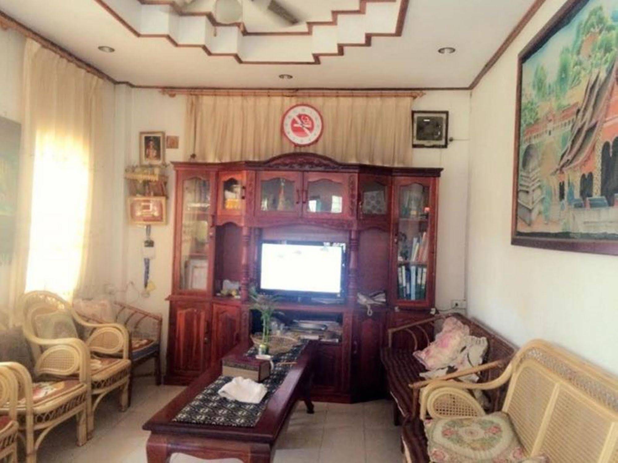 Souknirun Guesthouse