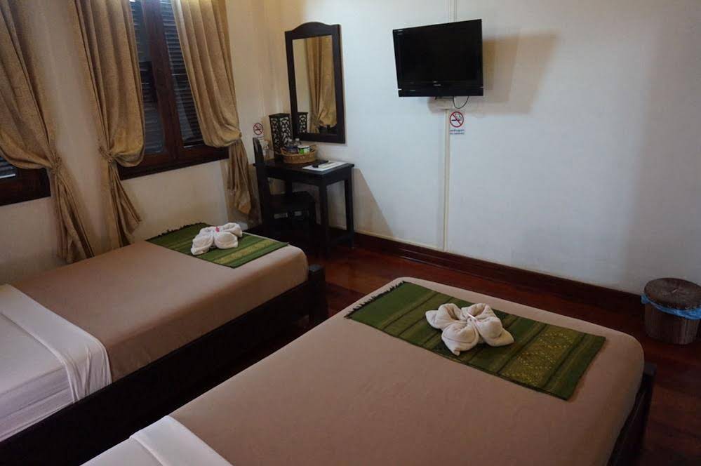 Tha Heua Me Guest House