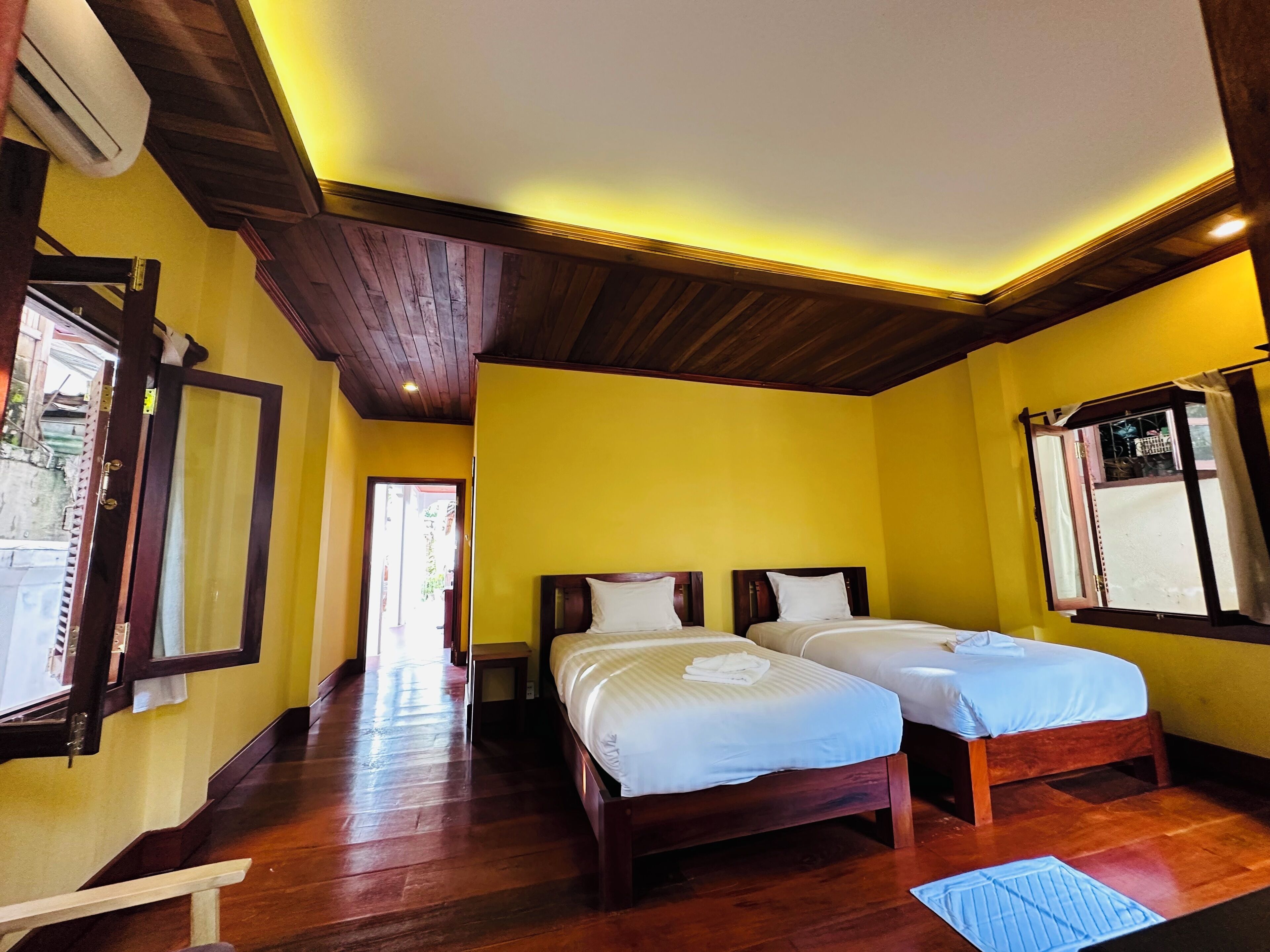 Thip Villa Mekong Riverside