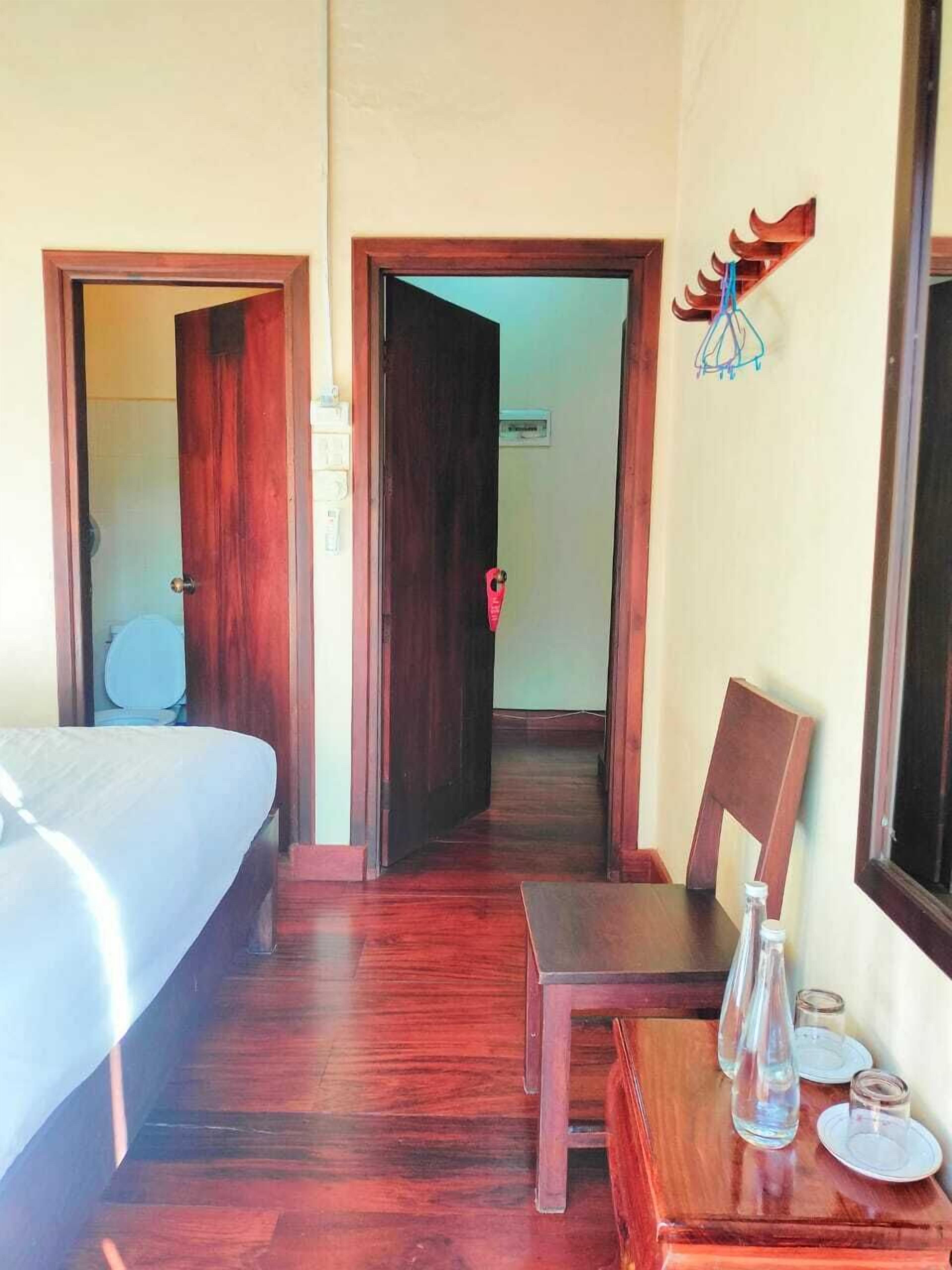 Tingkham Guesthouse
