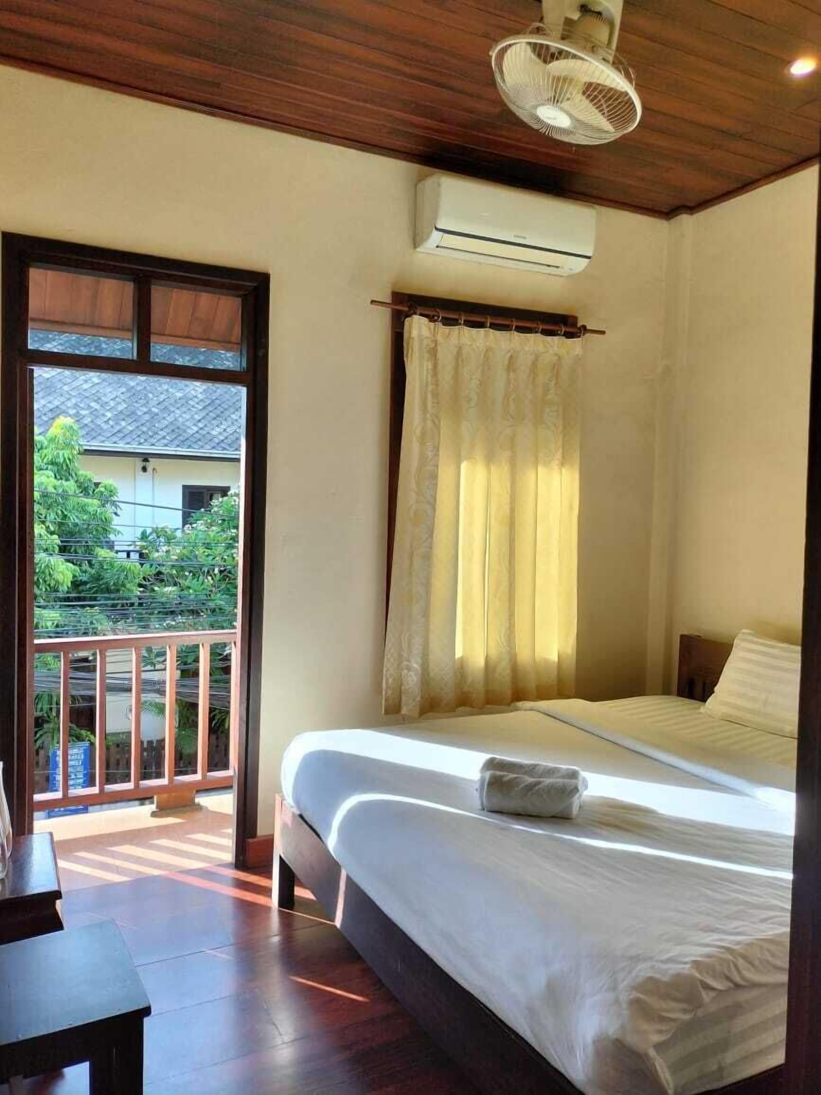 Tingkham Guesthouse