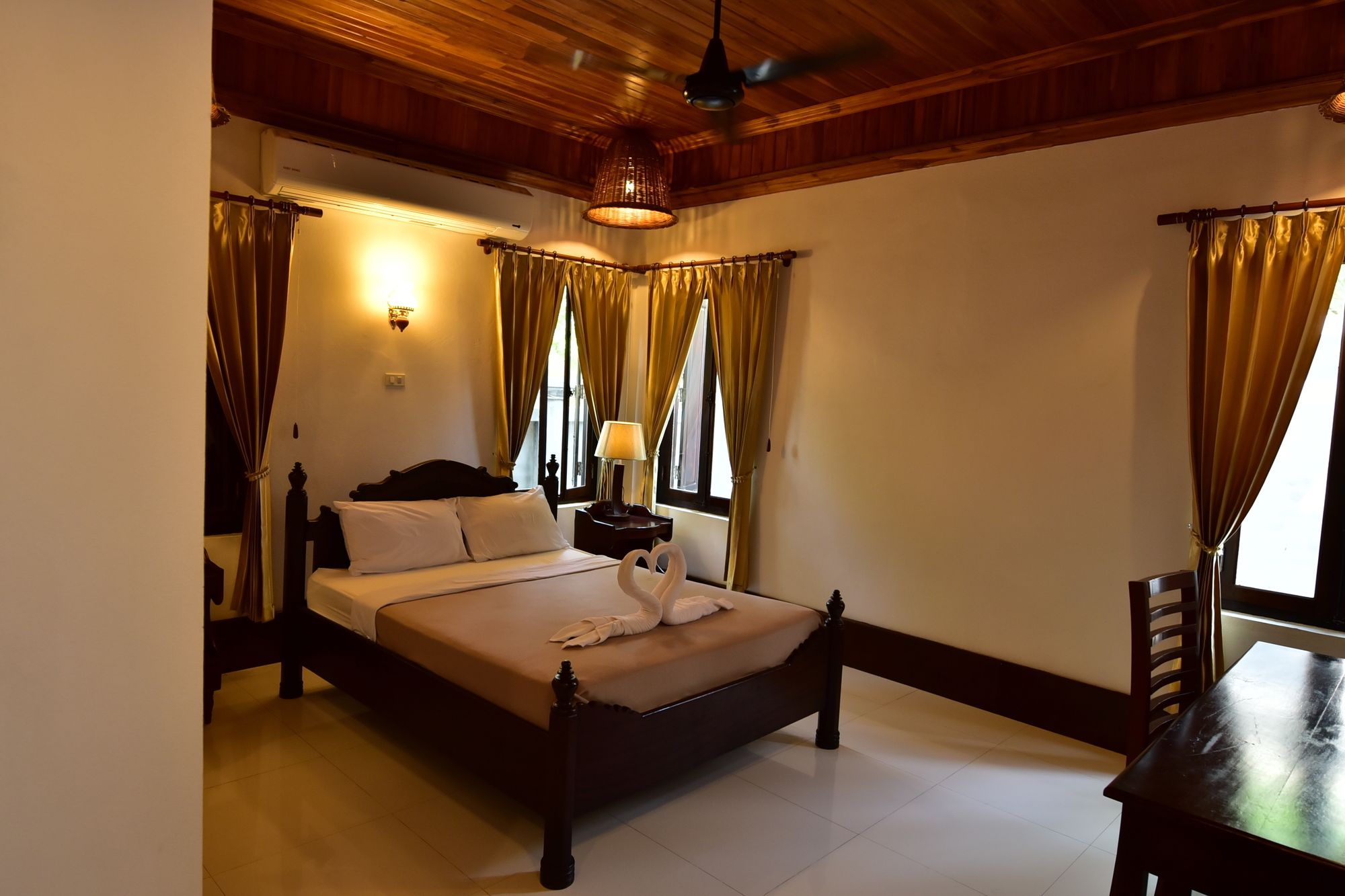 Treasure Hotel Laos