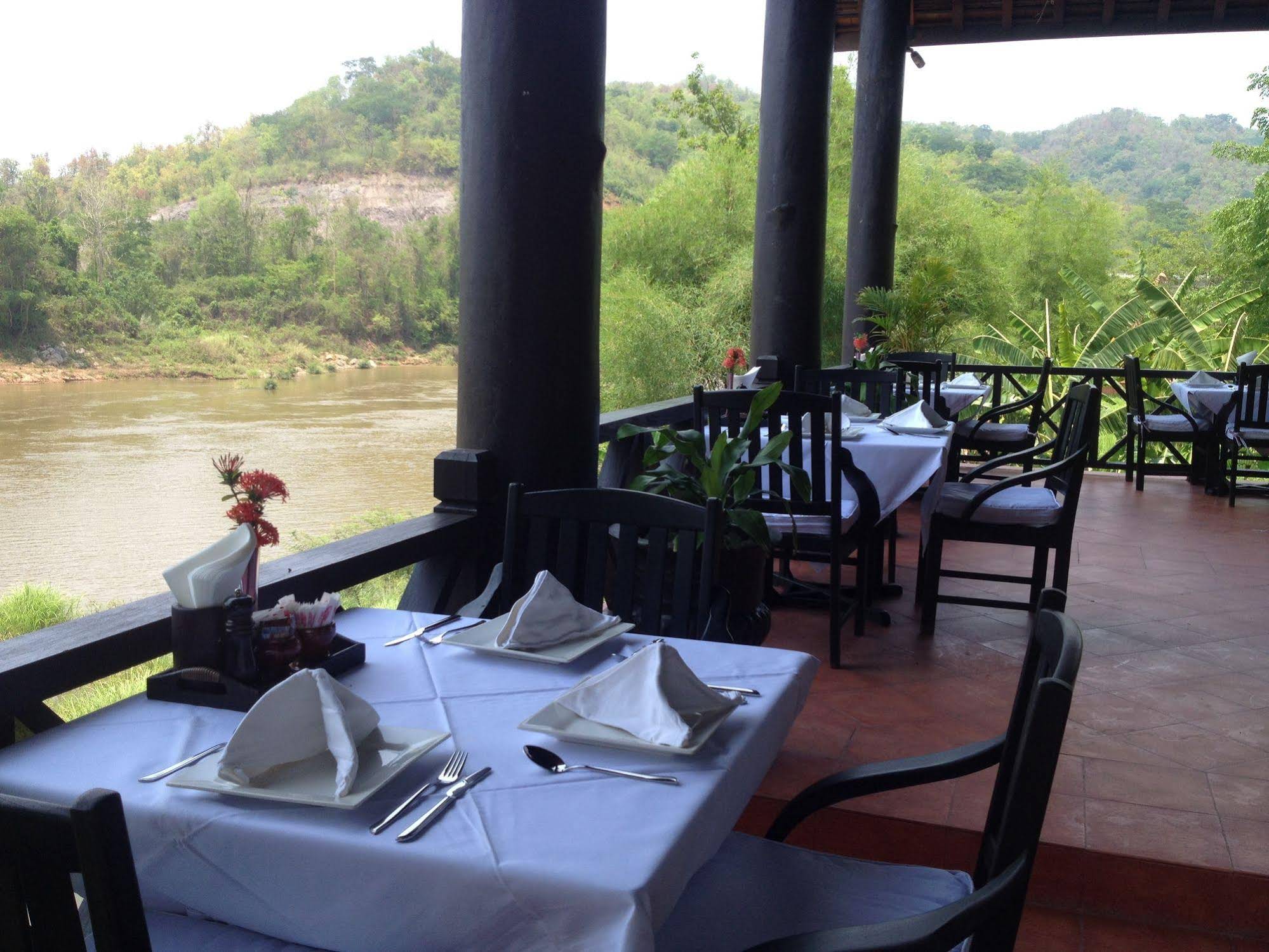 Vang Ngern River Resort