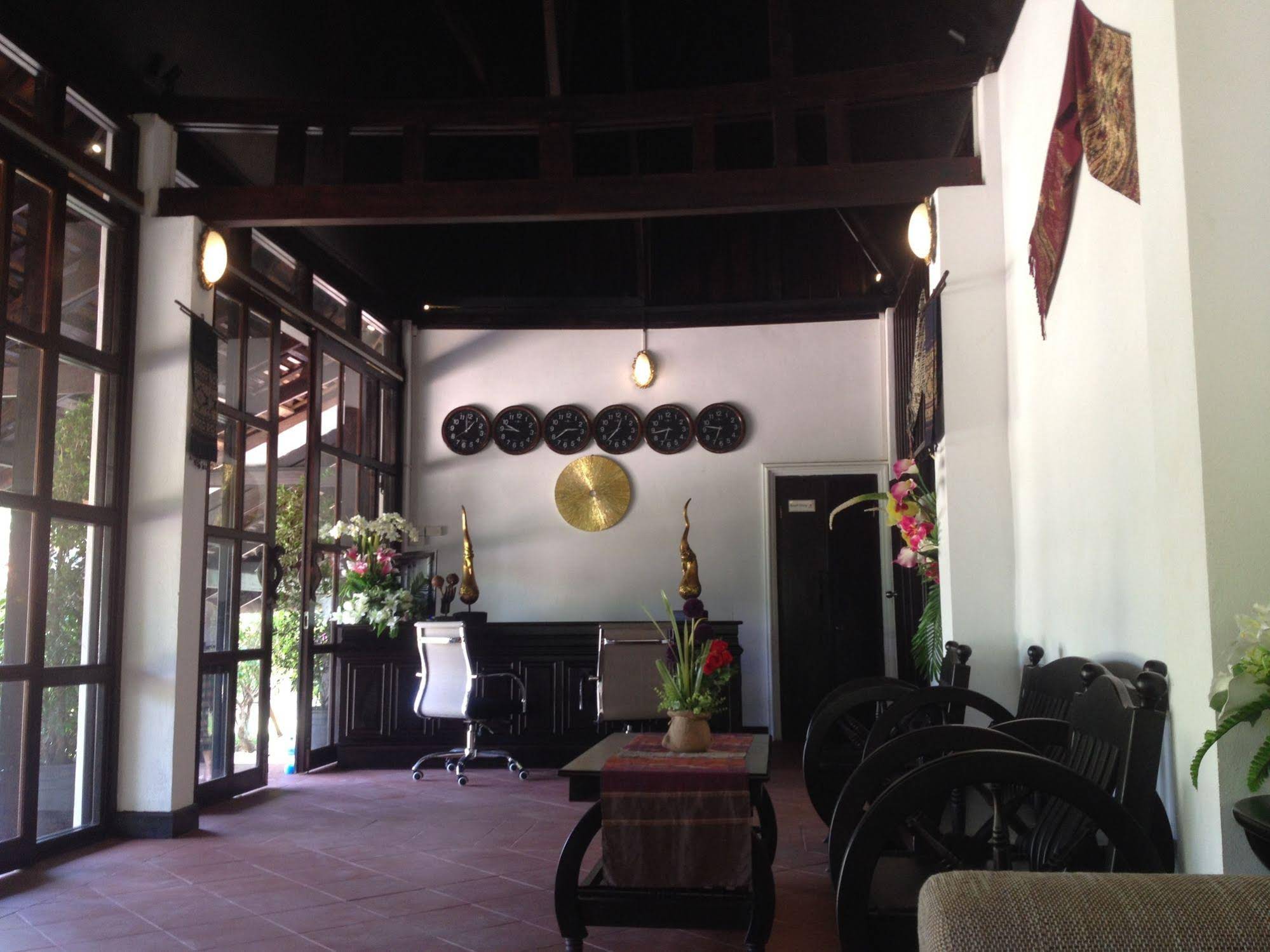 Vang Ngern River Resort