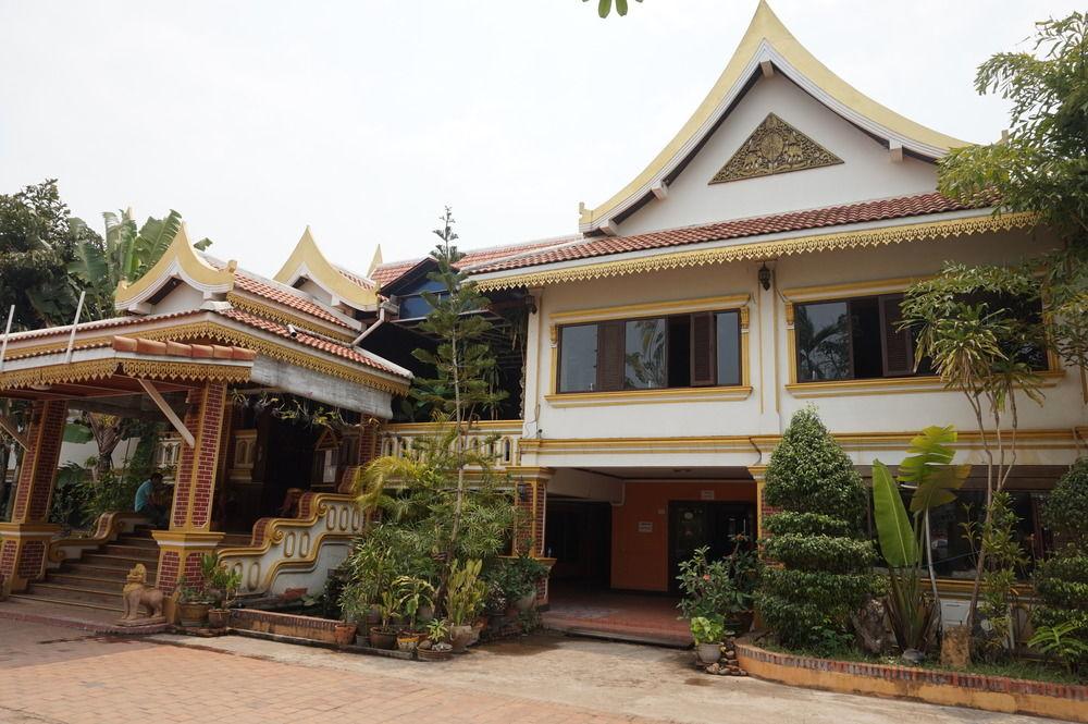 Vang Thong