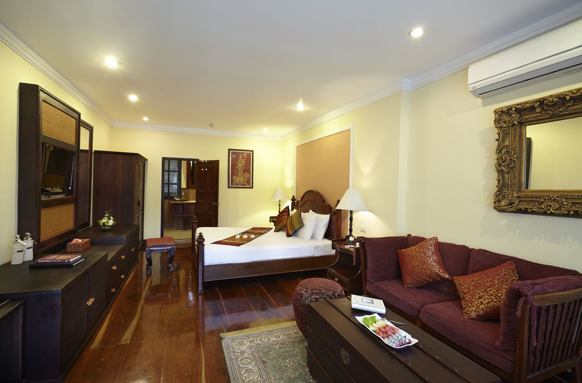 Villa Santi Hotel