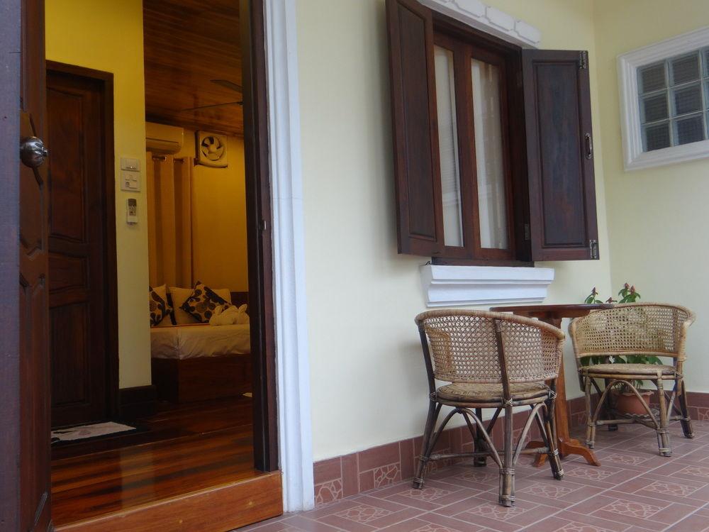 Villa Somphong