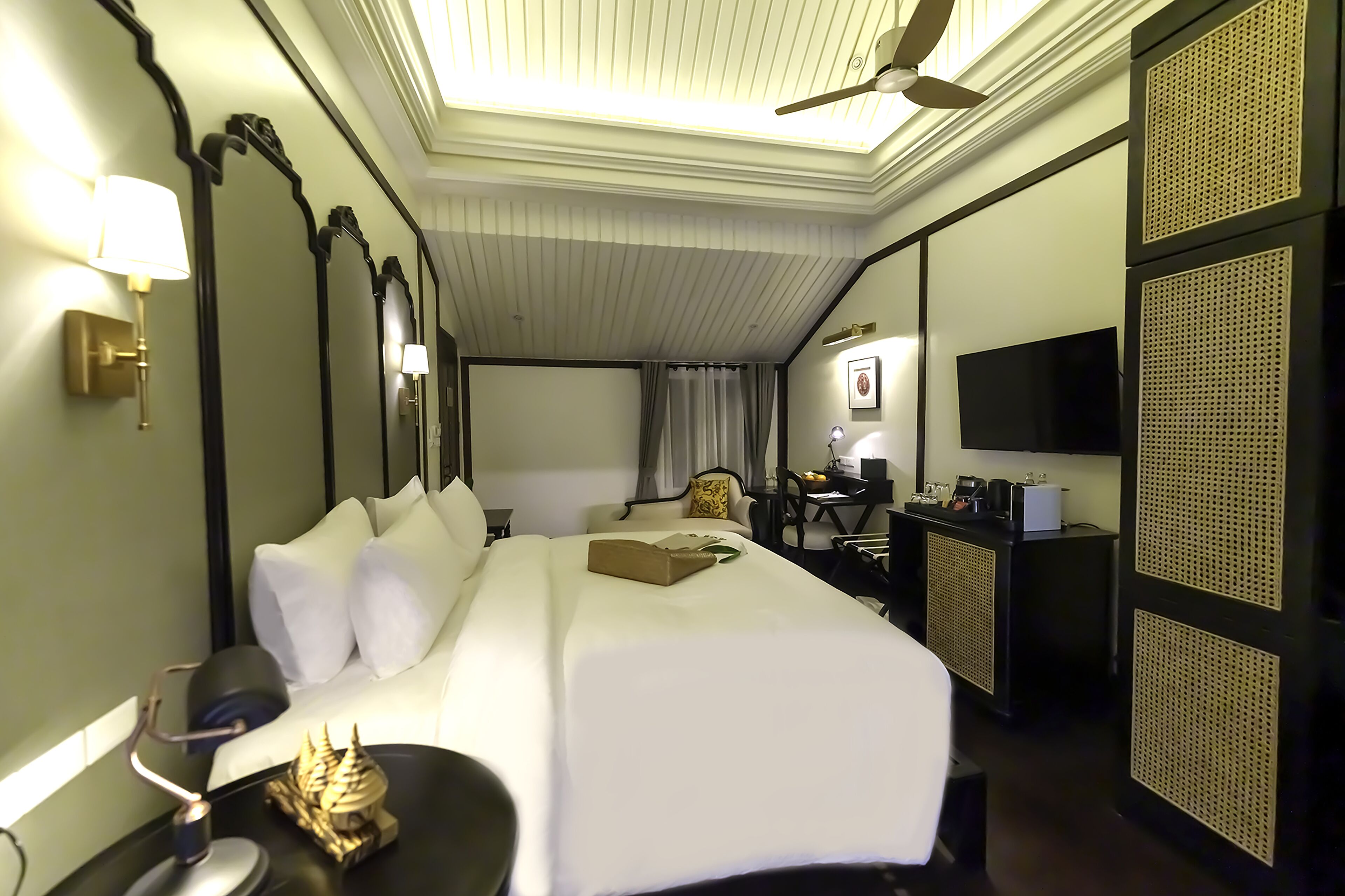 V Maison Boutique Hotel