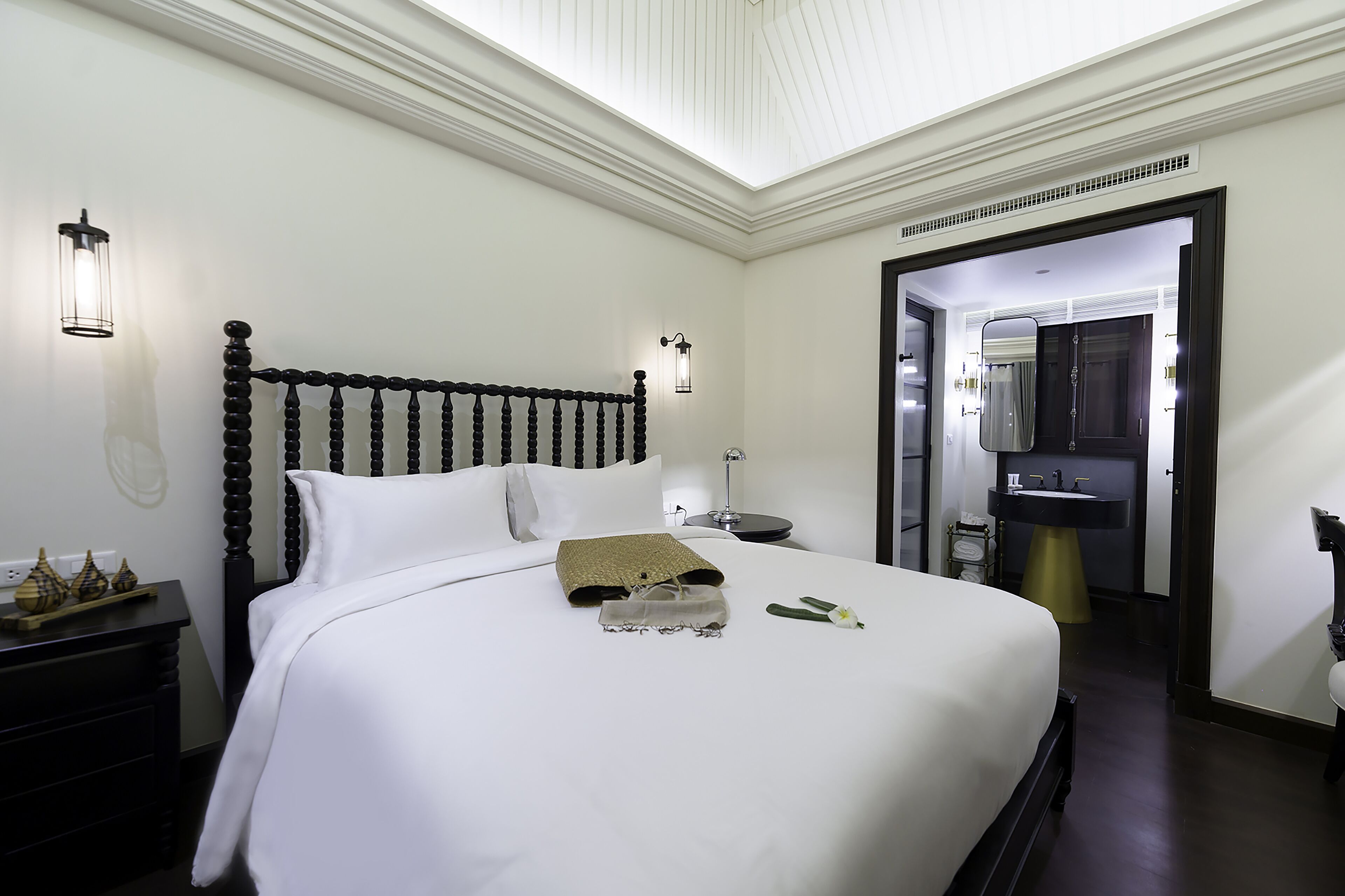 V Maison Boutique Hotel