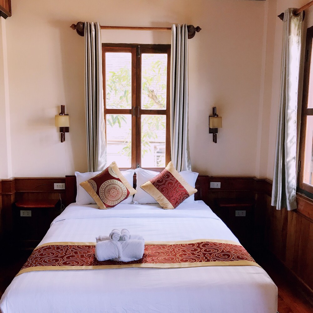 Wisdom Laos Hotel