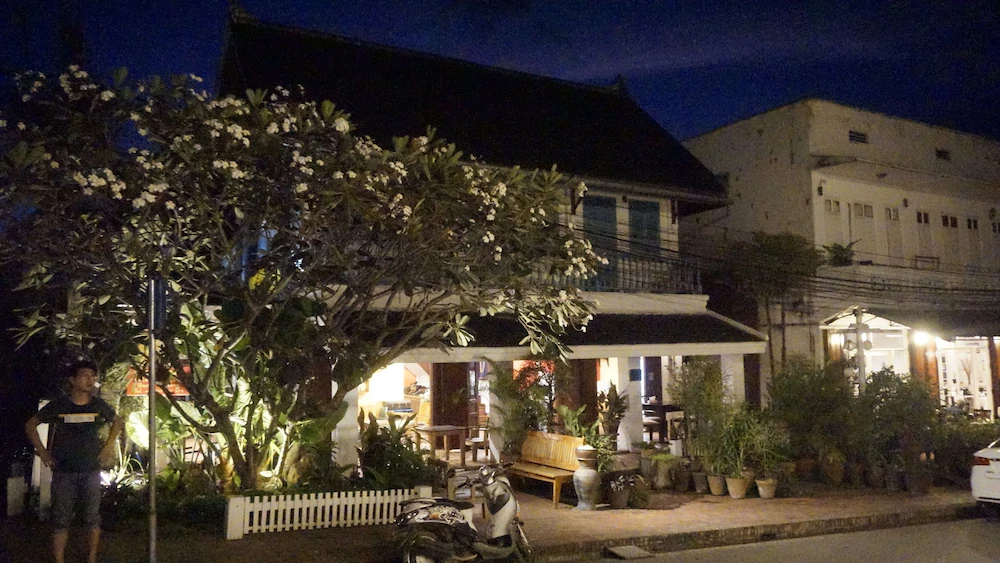 Wisdom Laos Hotel