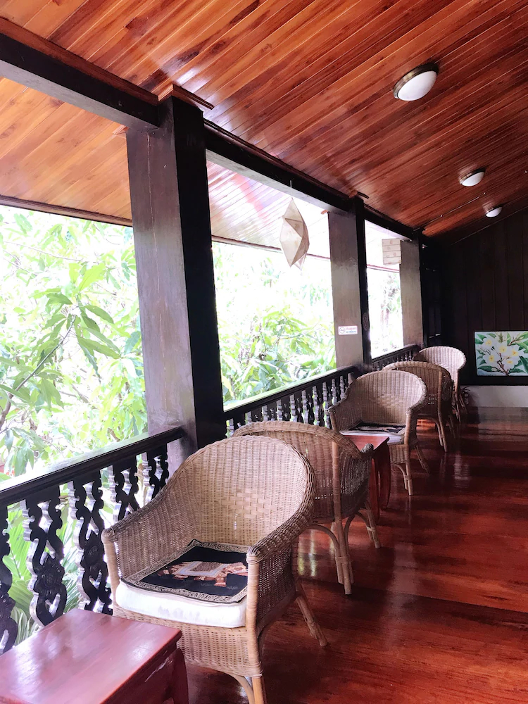Wisdom Laos Hotel