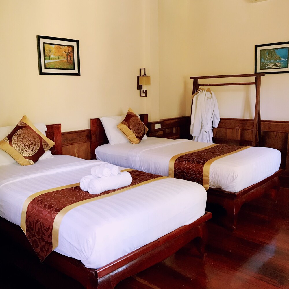 Wisdom Laos Hotel