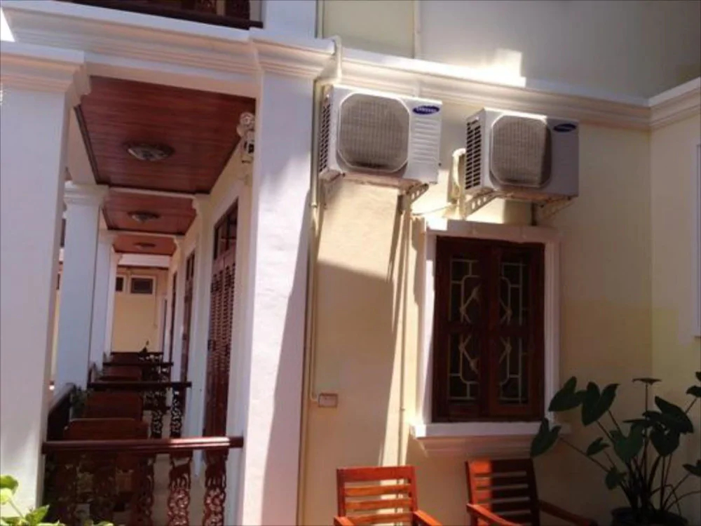 Xangkham Hotel