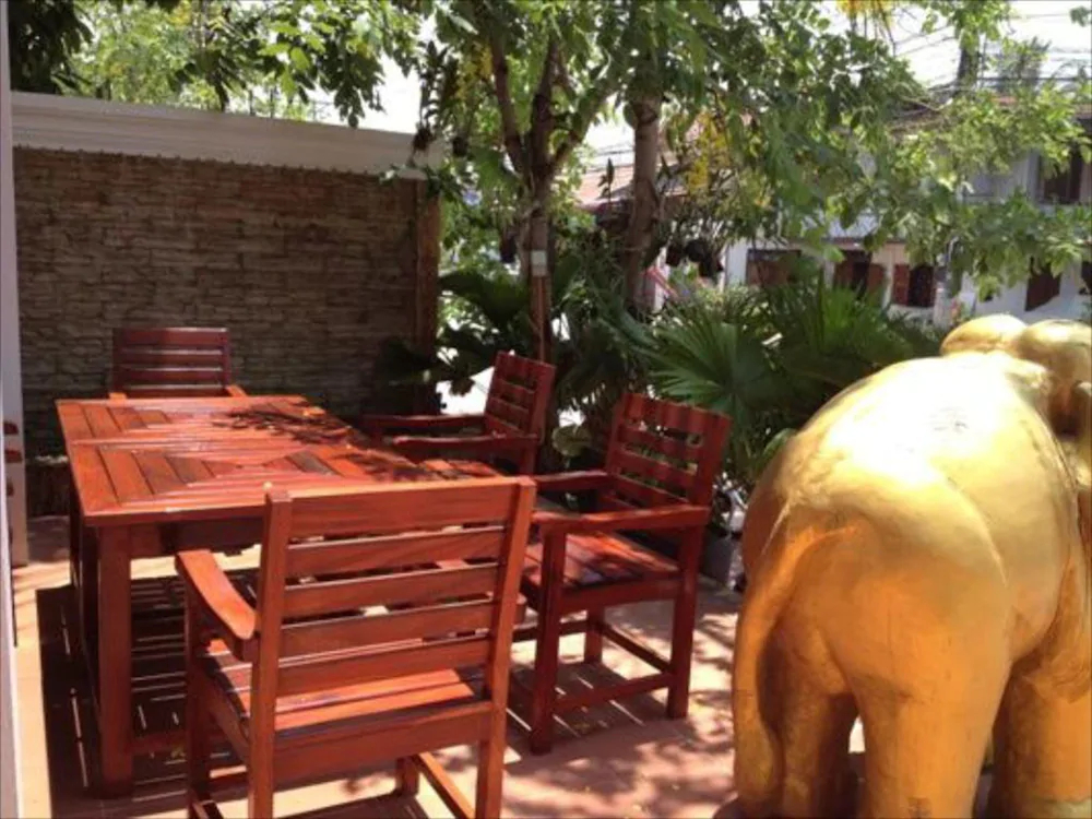 Xangkham Hotel