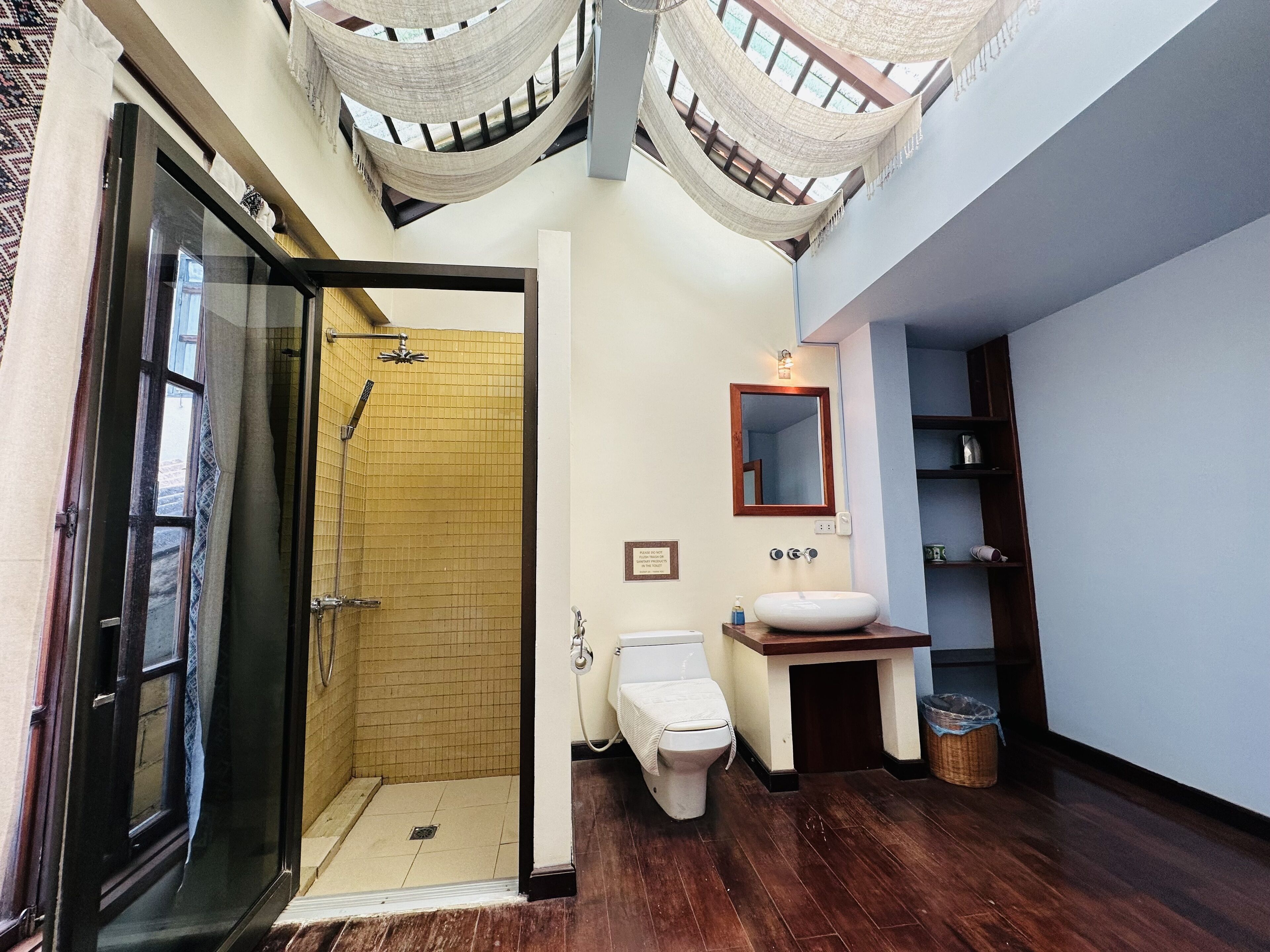 Xanumkieng Guest House