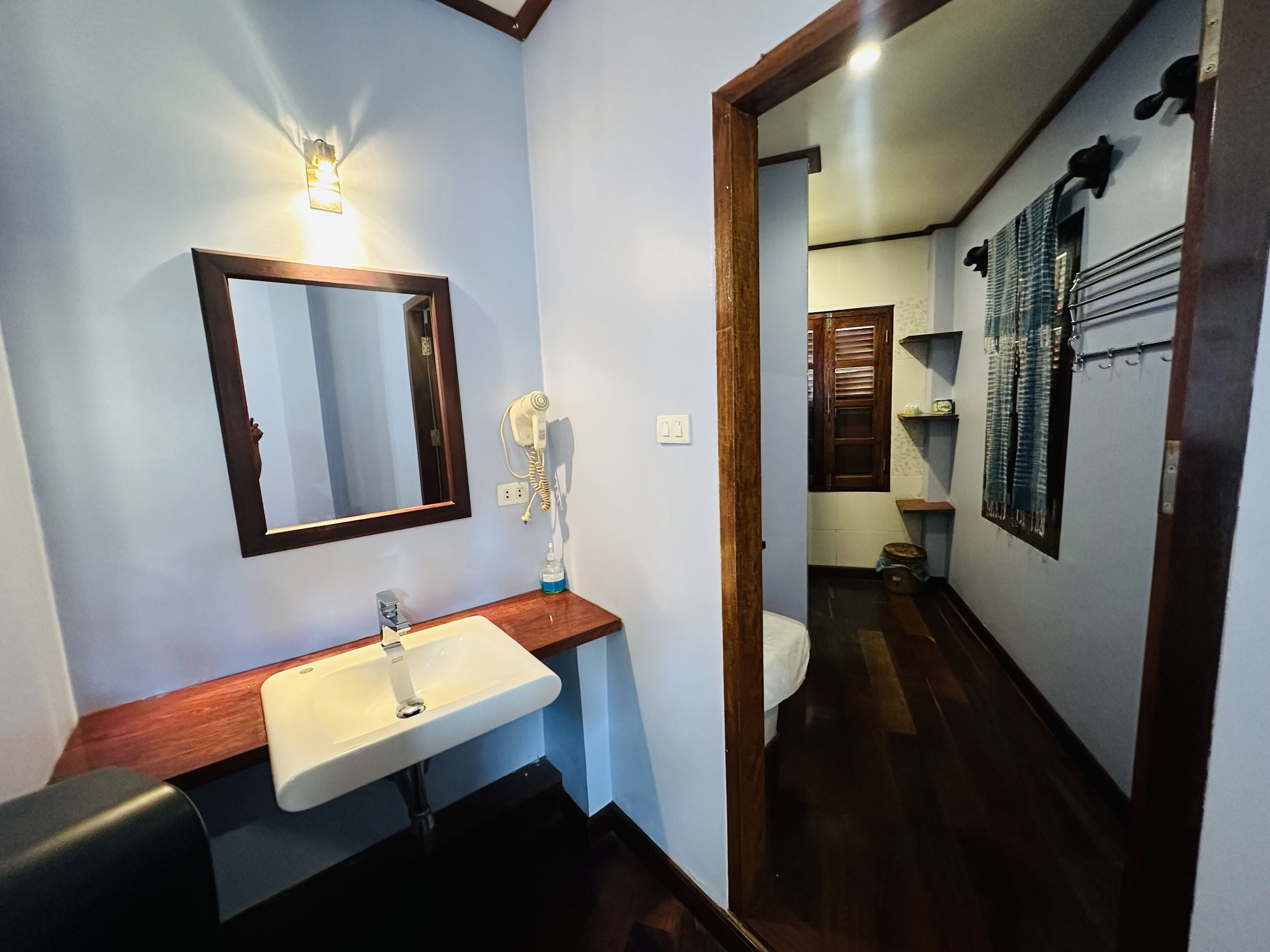 Xanumkieng Guest House