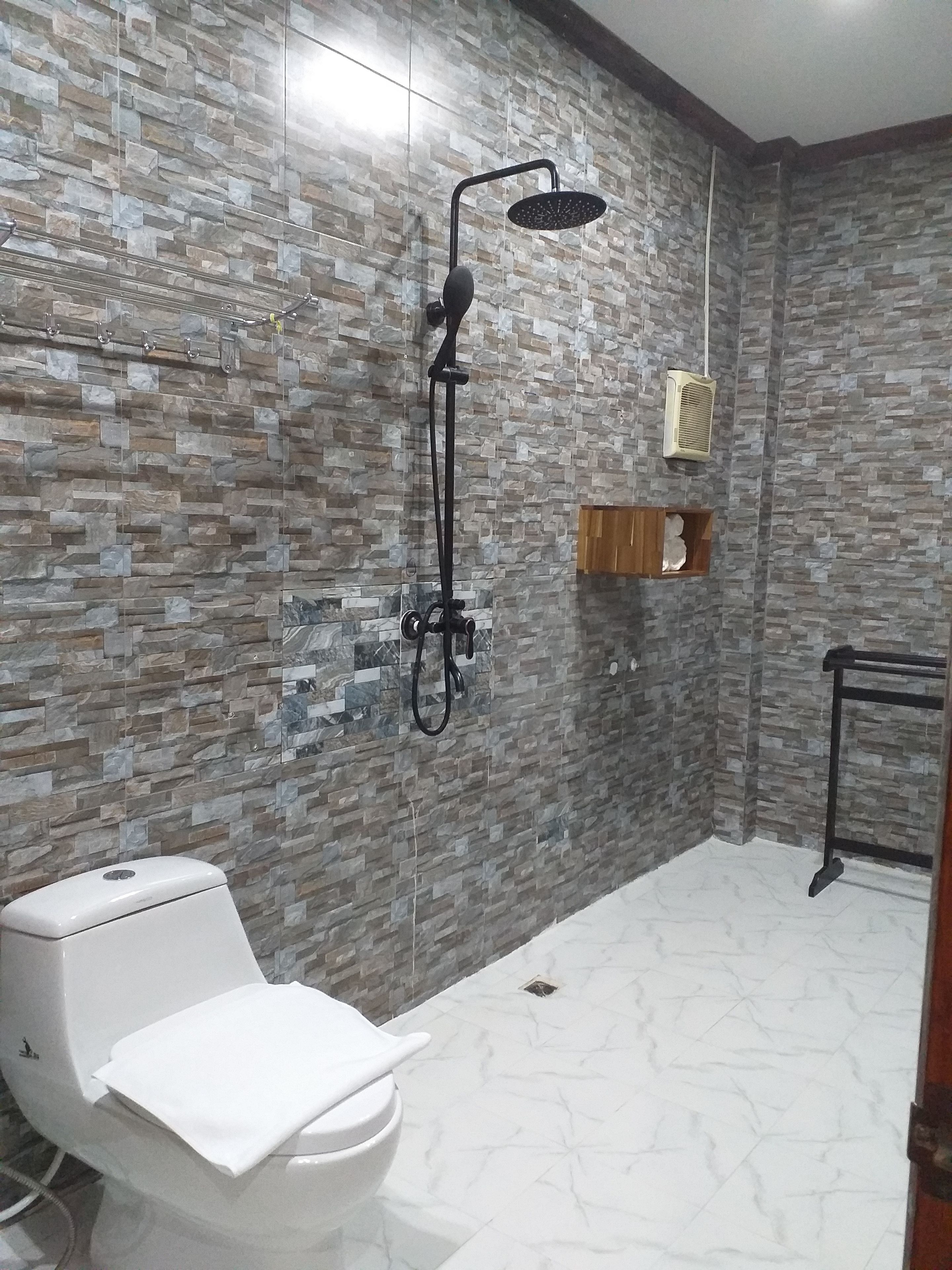 Xayana Home