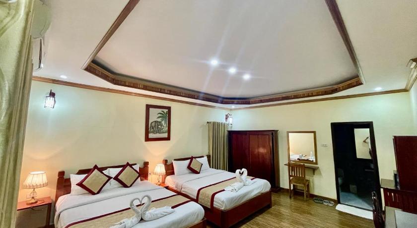 Xayana Home