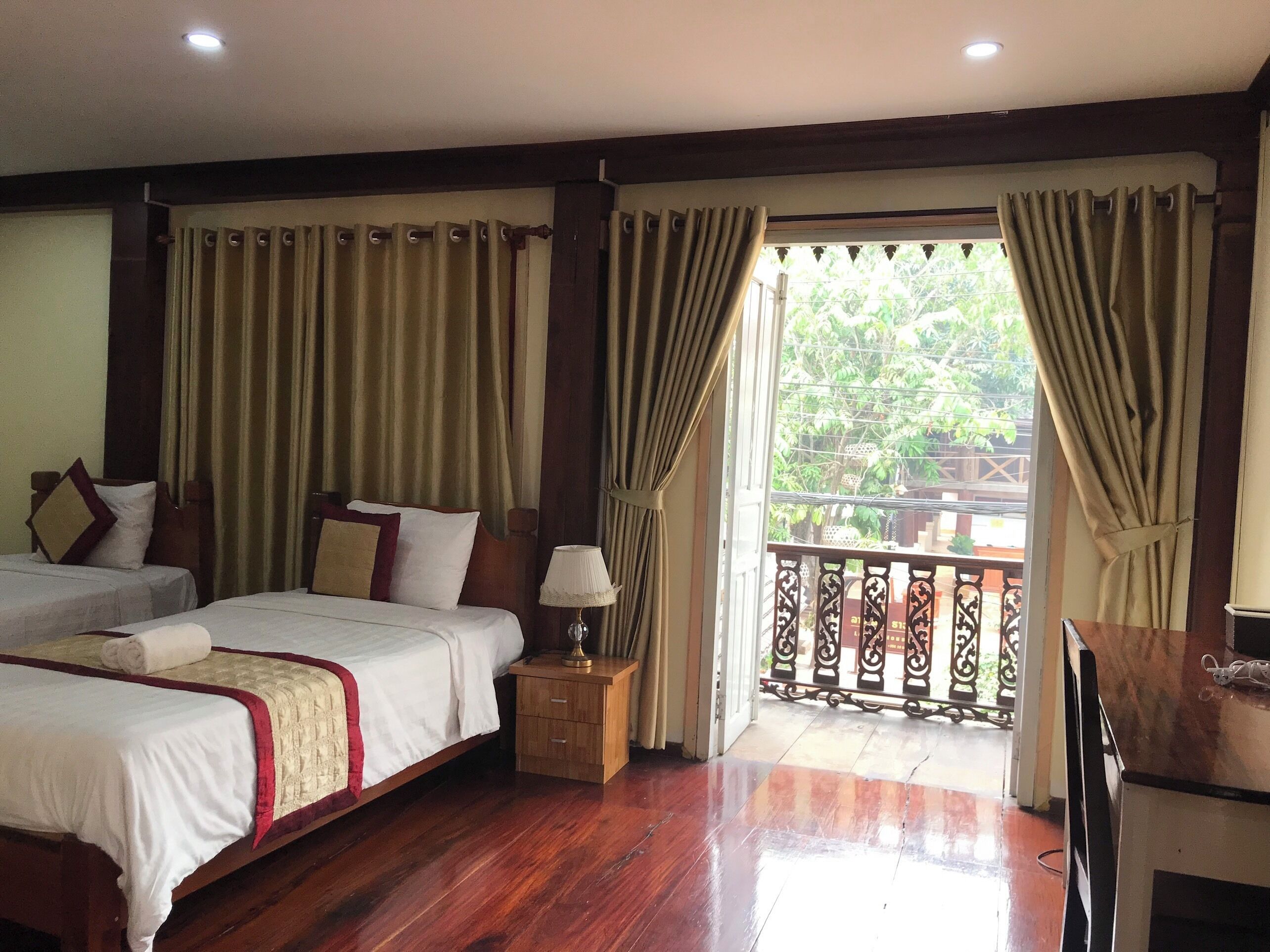 Xayana Home