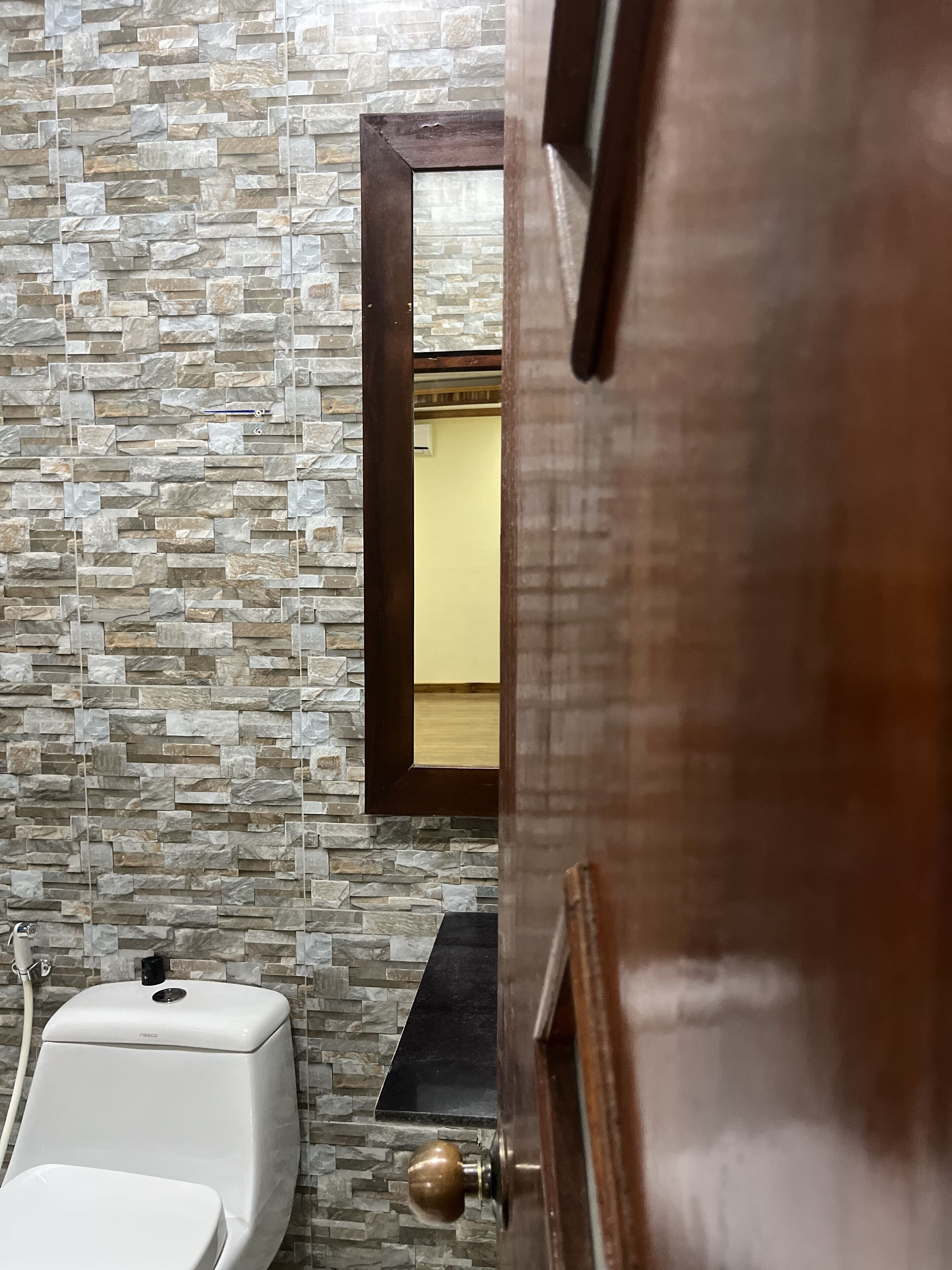 Xayana Home