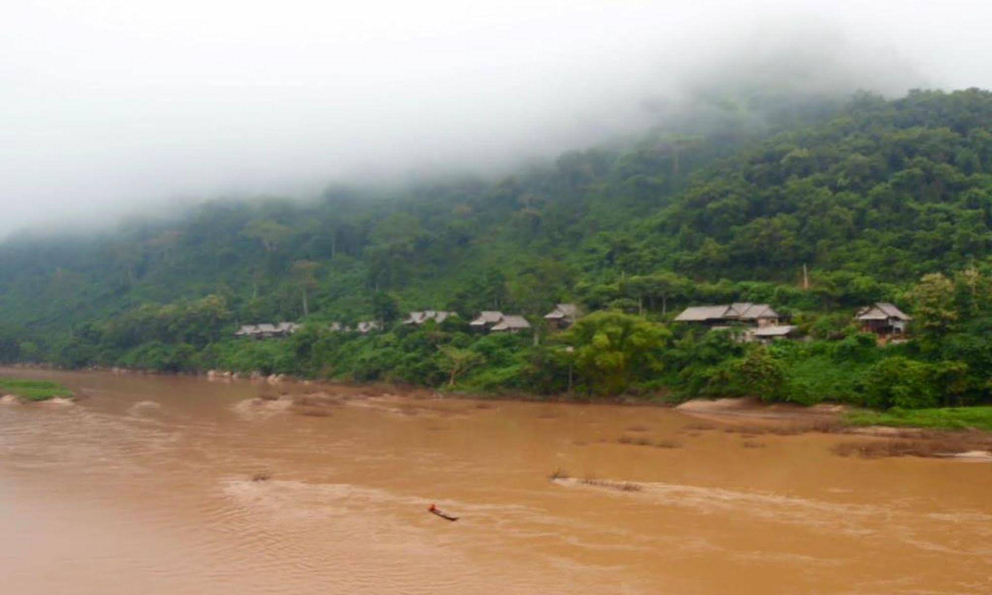 Nong Kiau Riverside