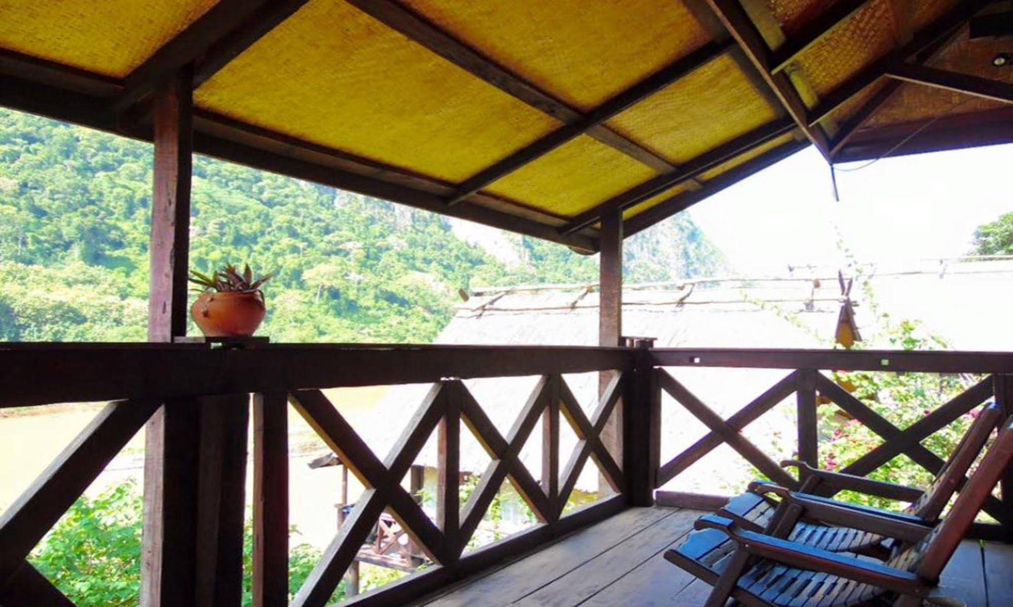 Nong Kiau Riverside