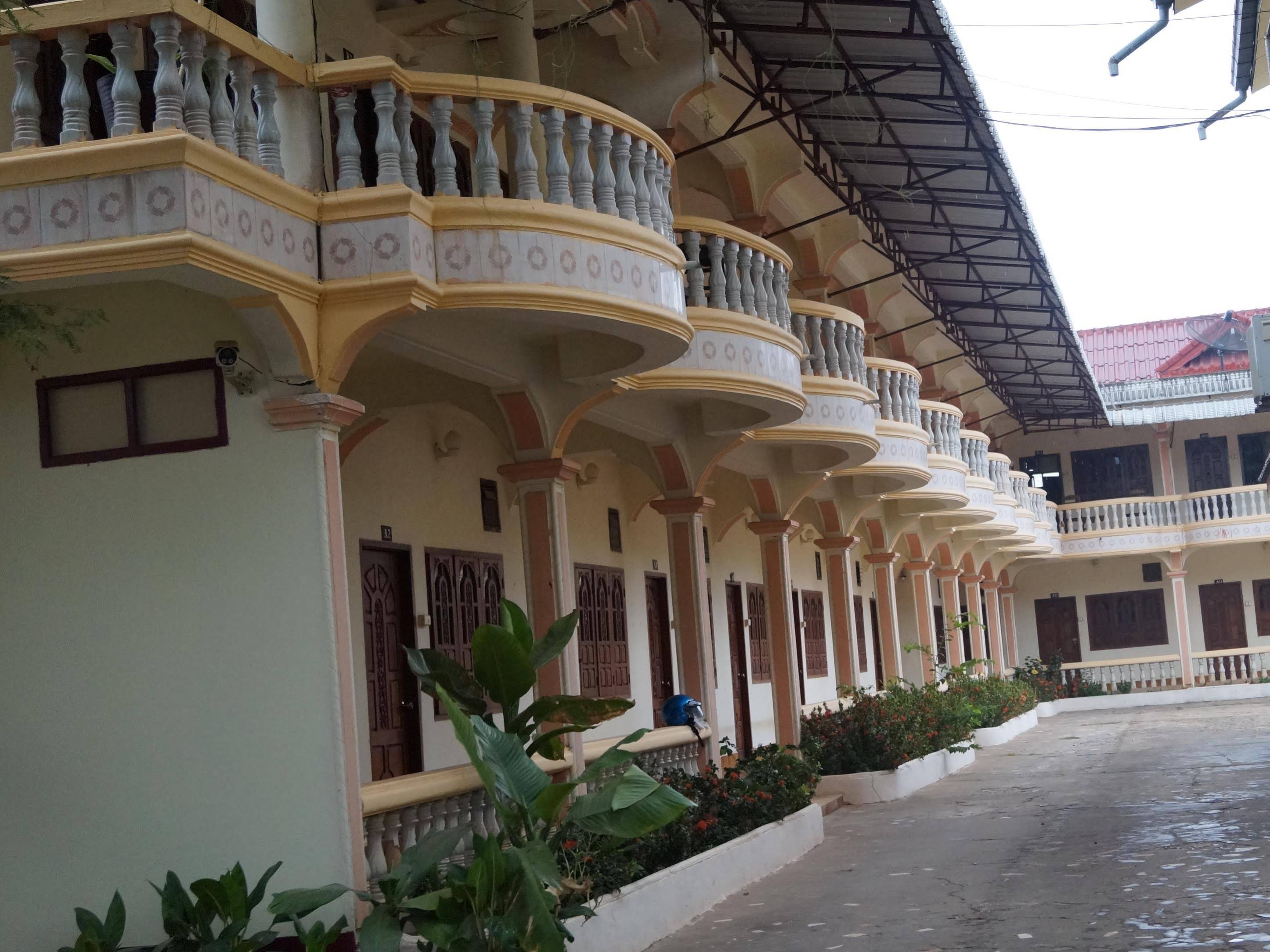 Hongsaykham Hotel