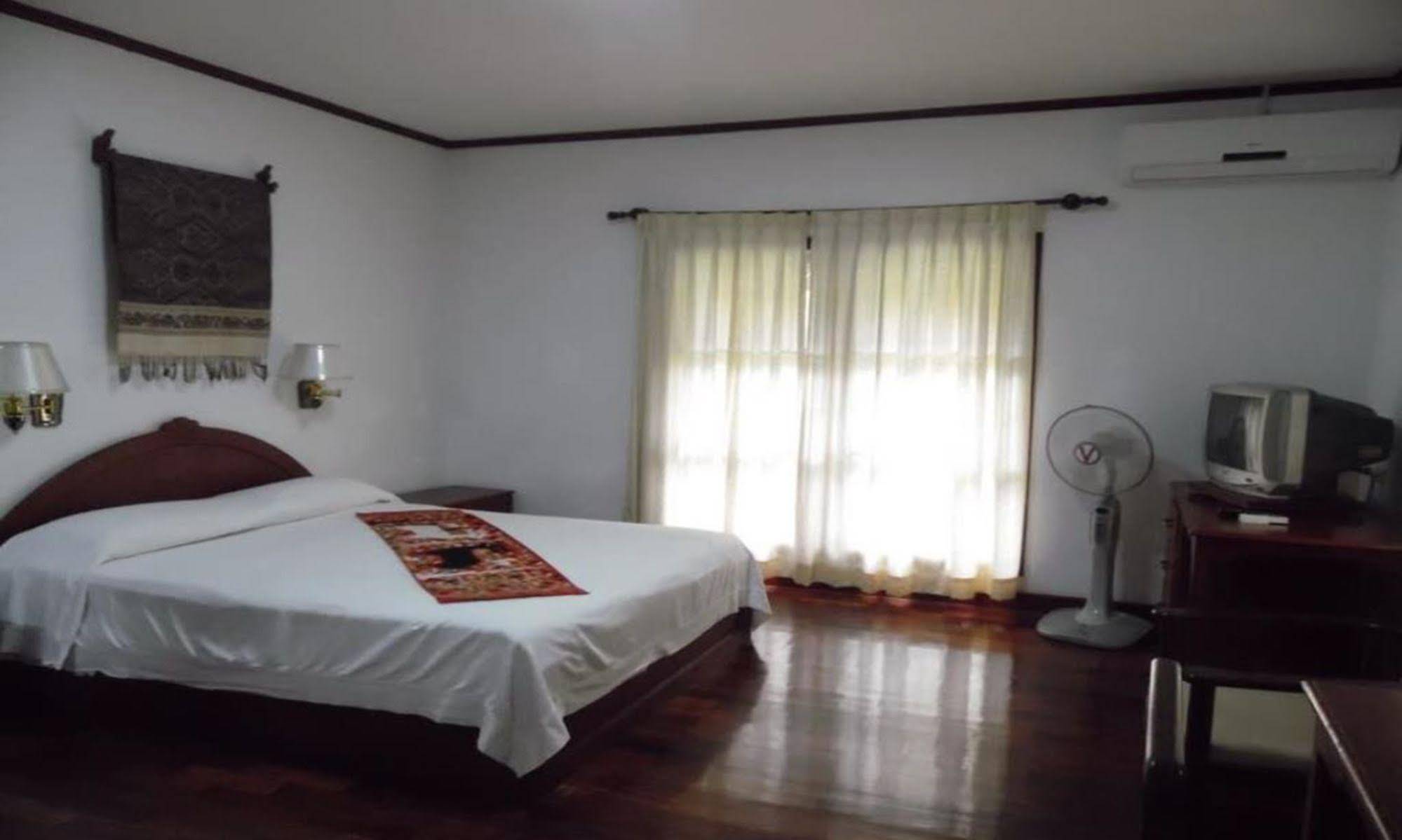 Vansana Plain Of Jars Hotel