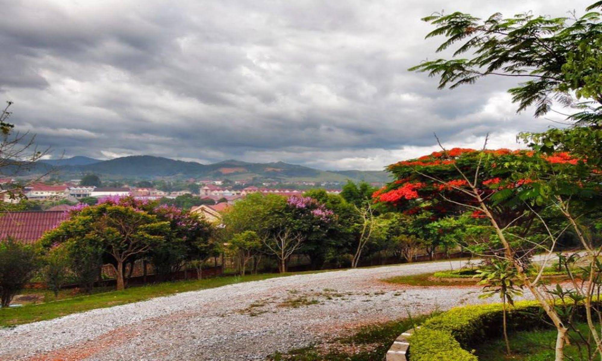 Vansana Plain Of Jars Hotel