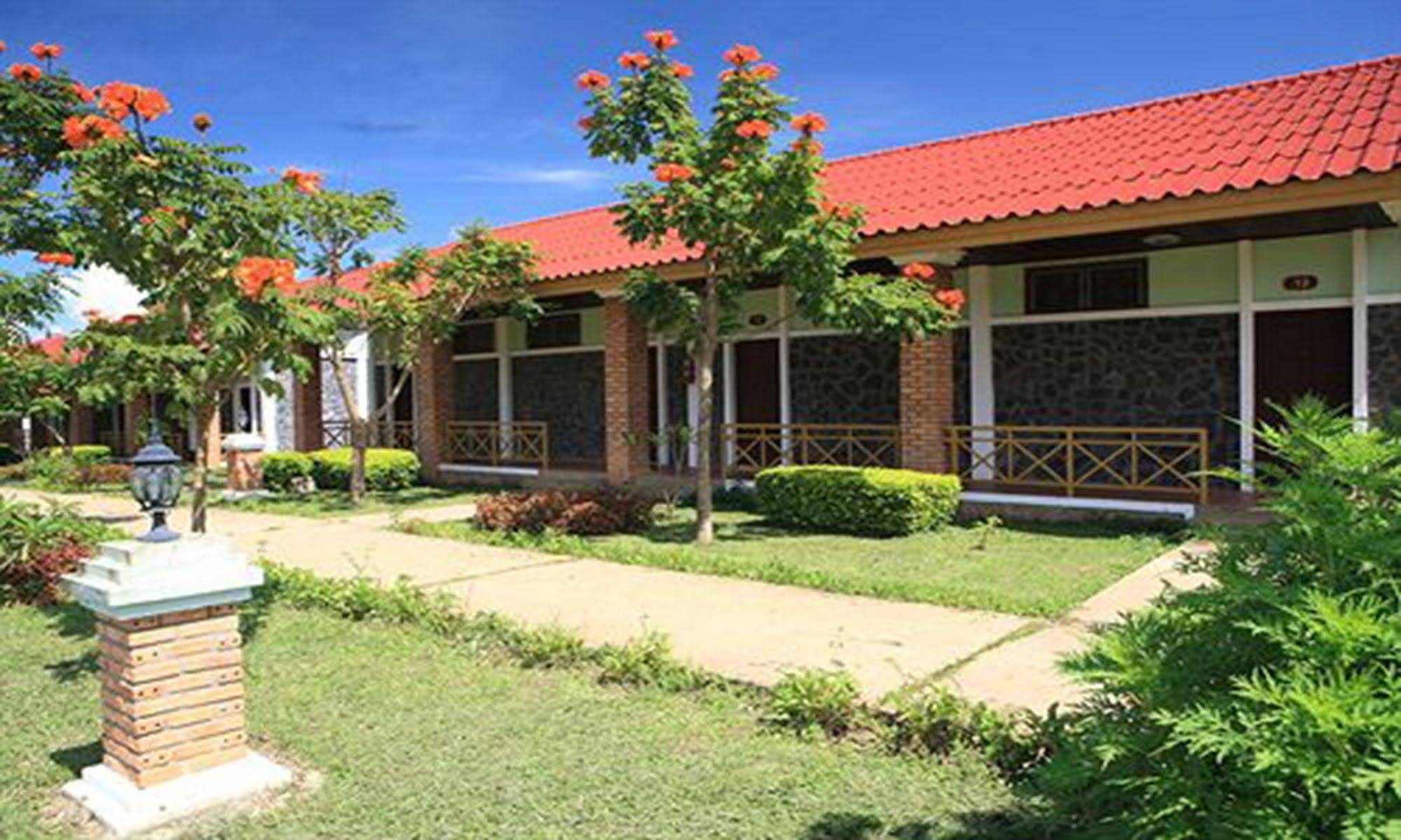 Vansana Plain Of Jars Hotel