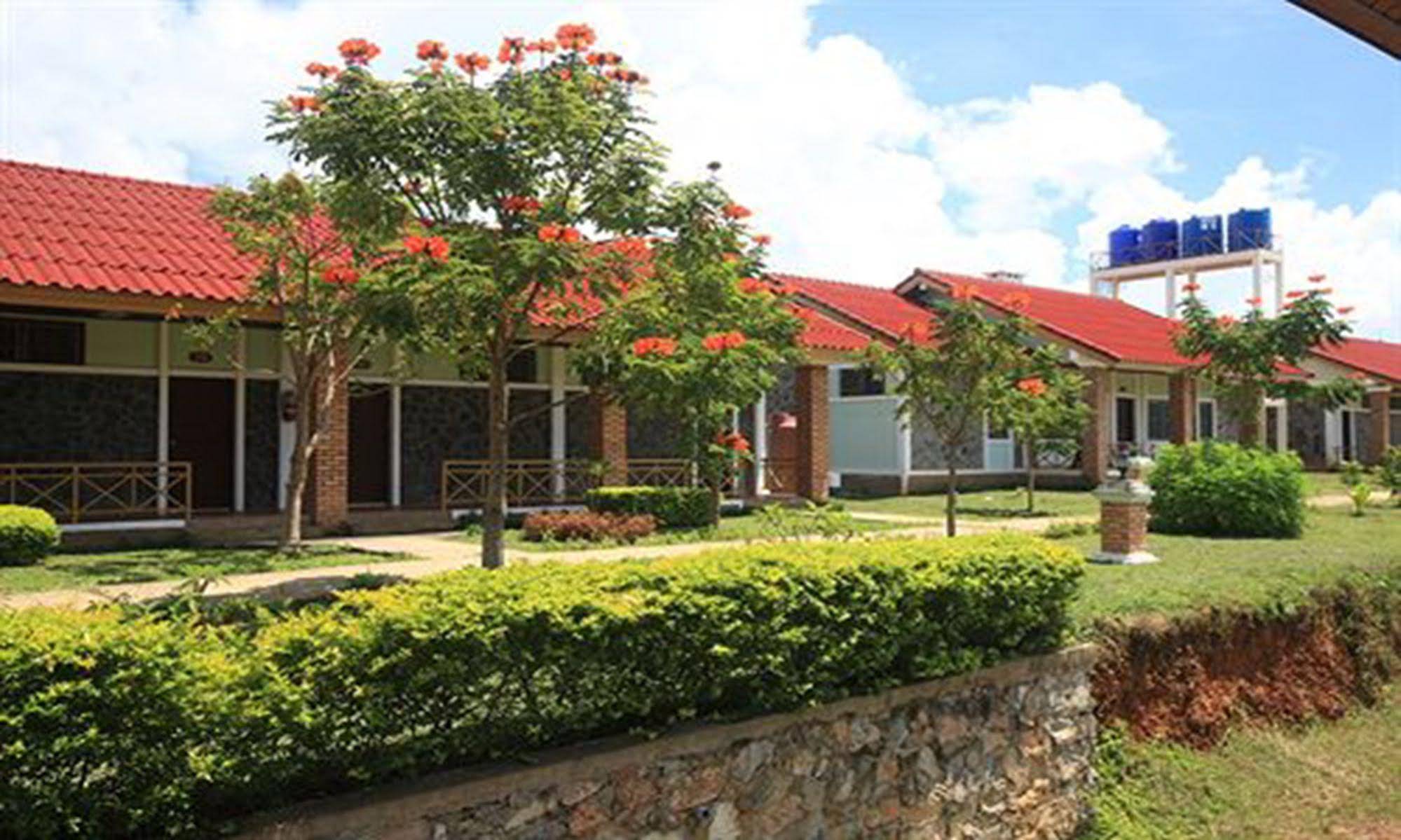 Vansana Plain Of Jars Hotel