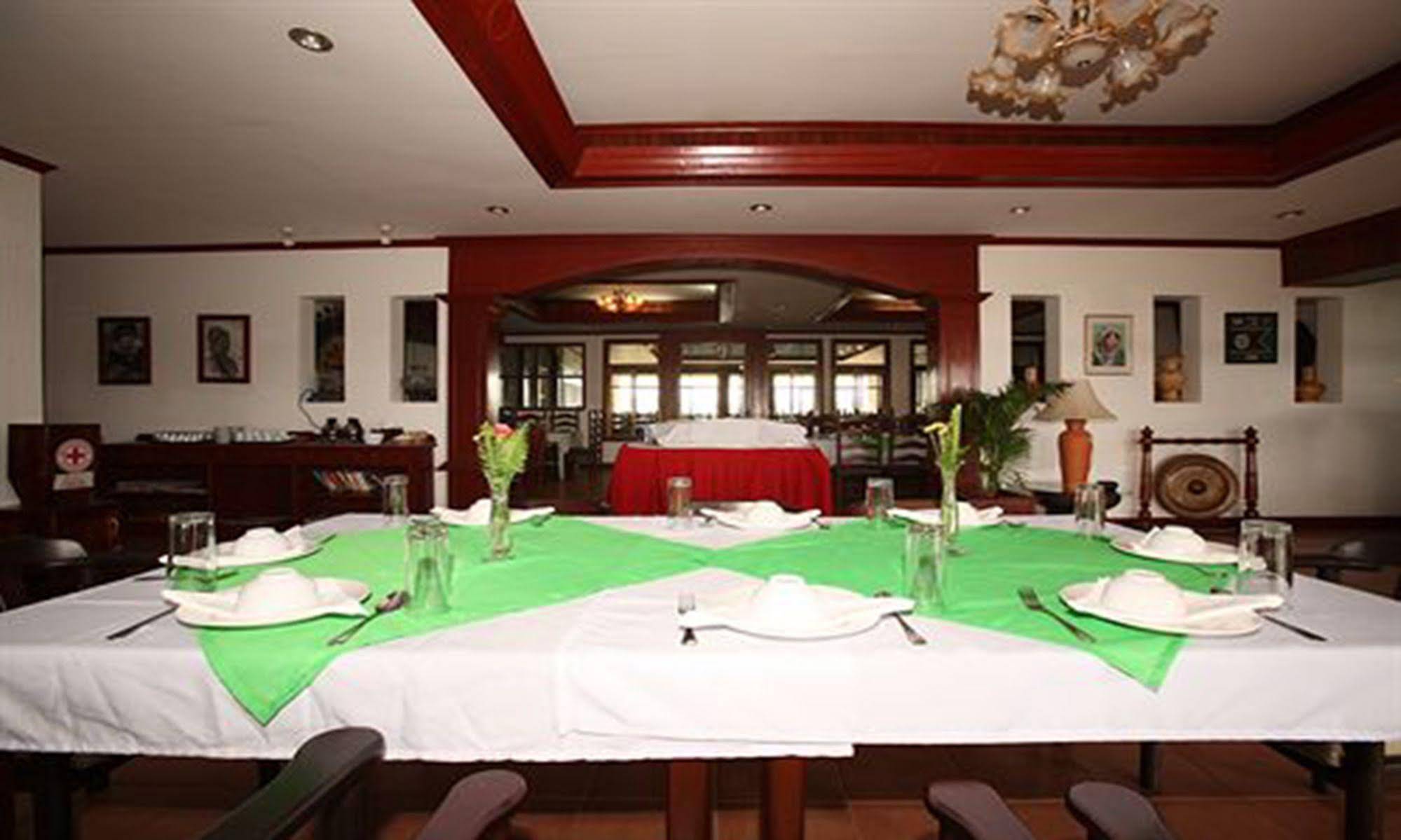 Vansana Plain Of Jars Hotel