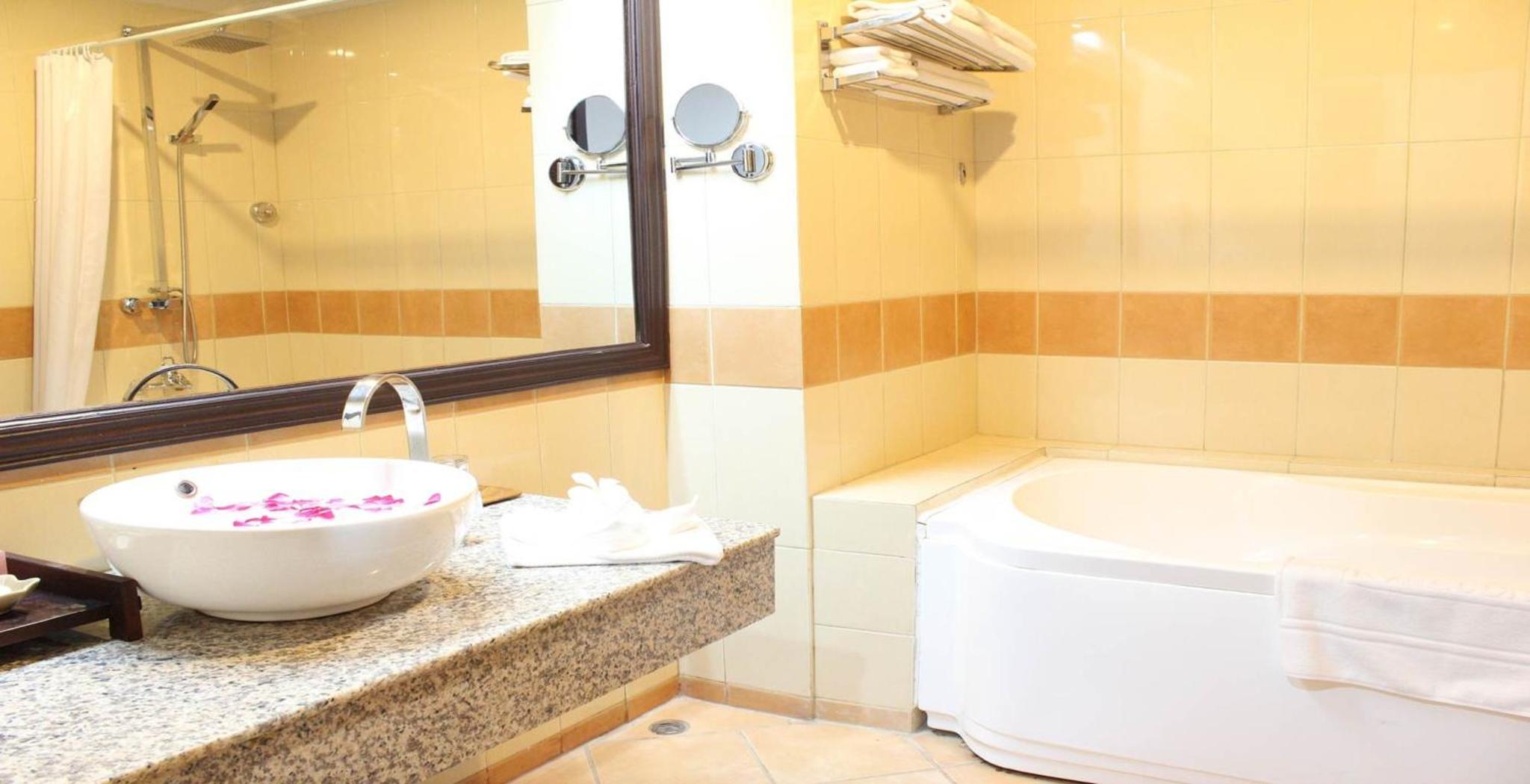 Daosavanh Resort & Spa Hotel