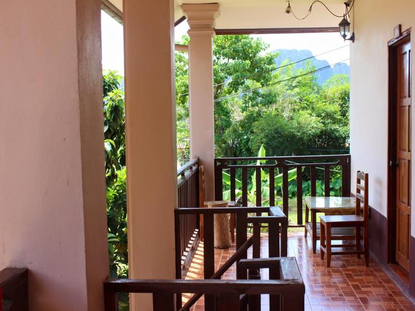 Backpacker Riverside Guesthouse