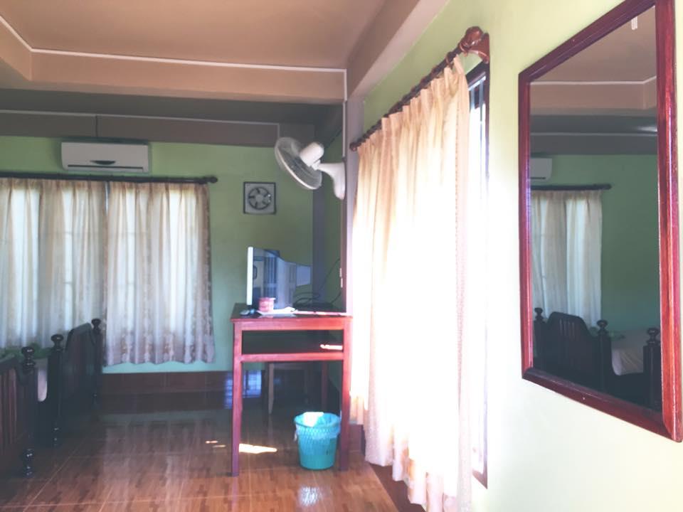 Backpacker Riverside Guesthouse