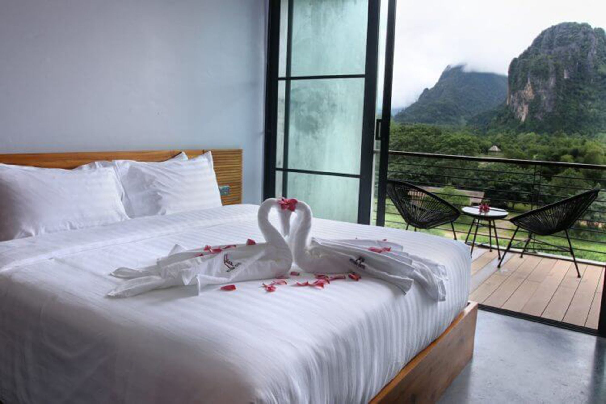 Inthira Vang Vieng