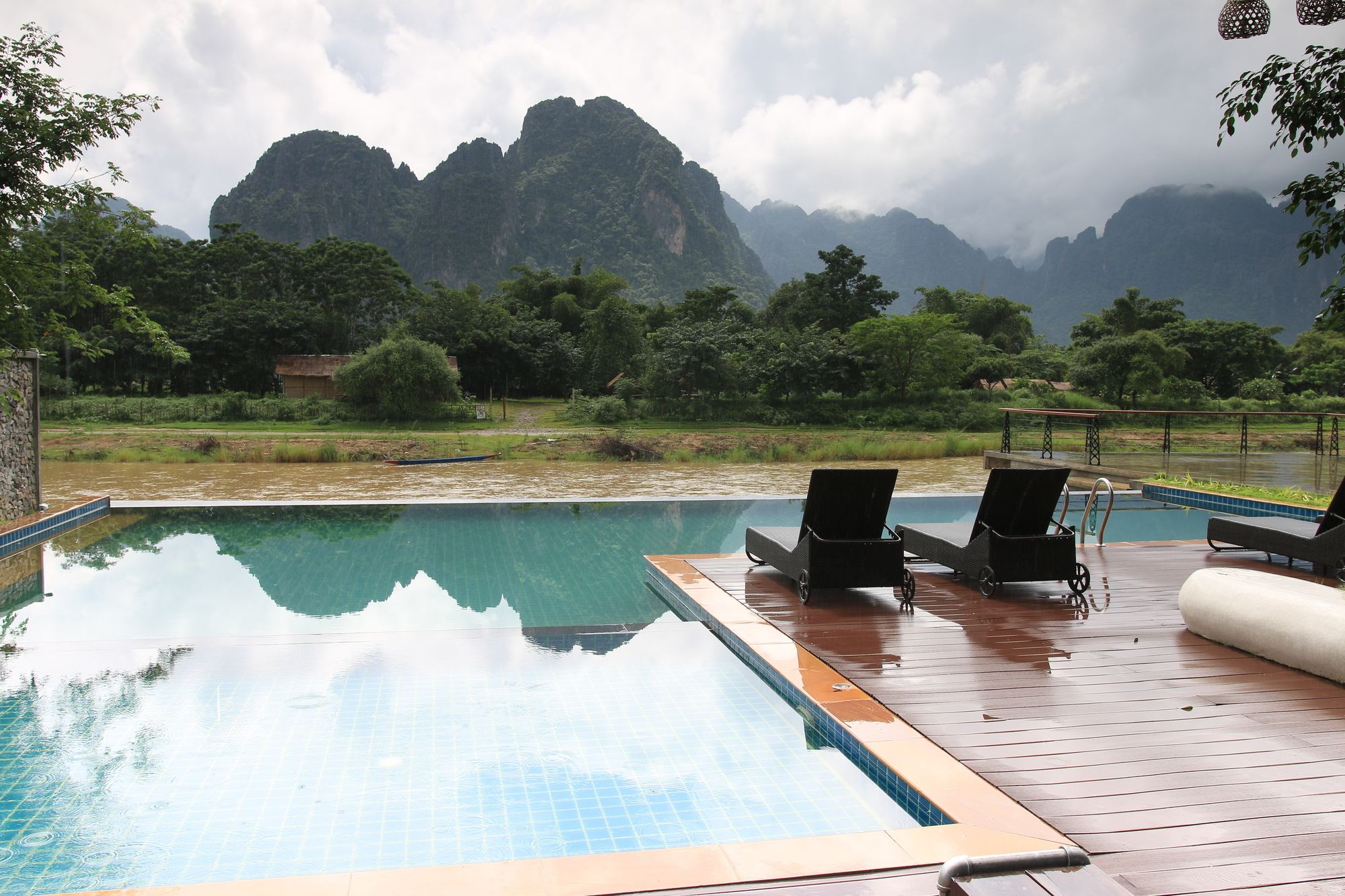 Inthira Vang Vieng